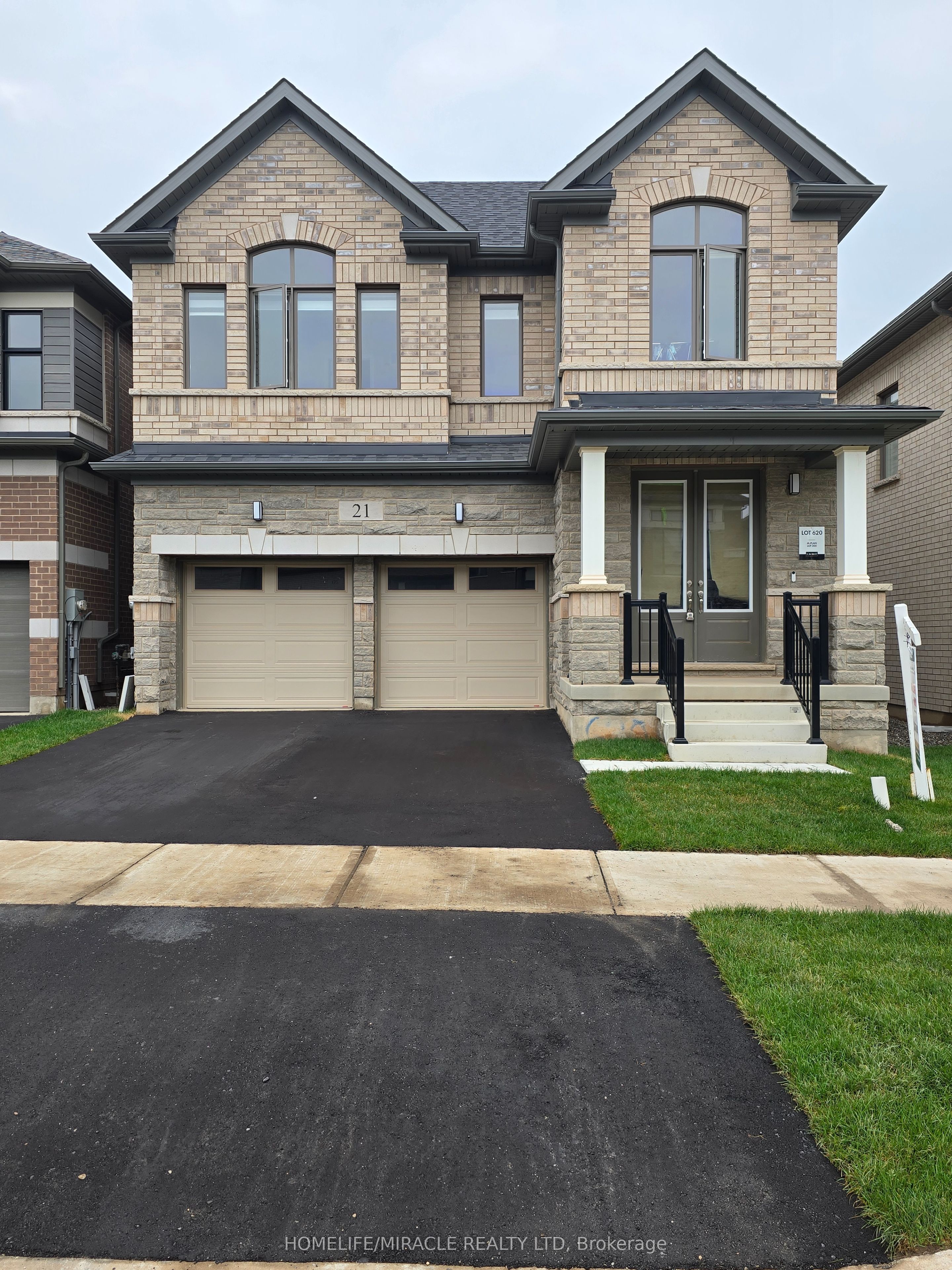 21 Gibson Drive, Erin, ON N0B 1T0