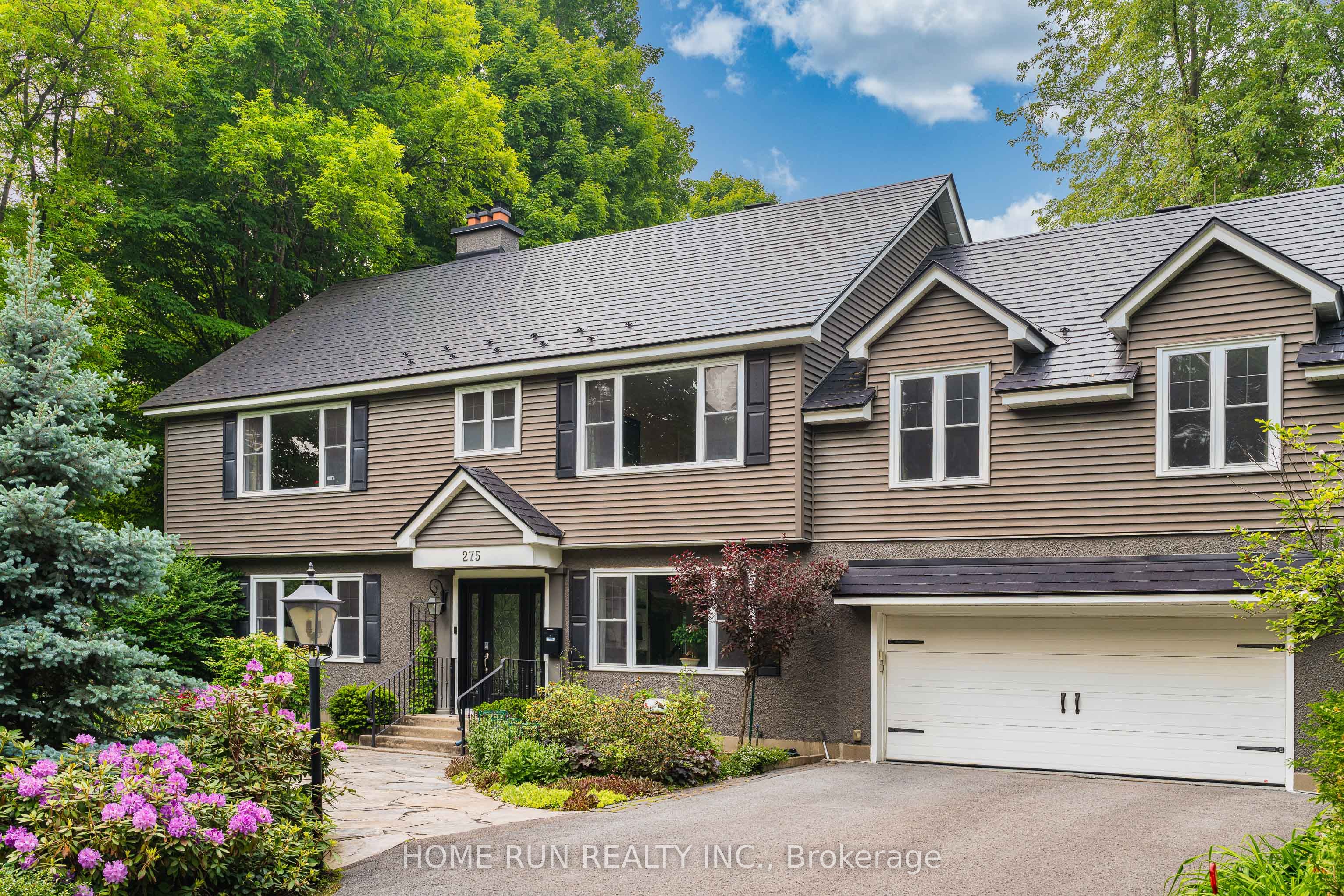 275 BUCHAN Road, Rockcliffe Park, ON K1M 0W4 photo 2