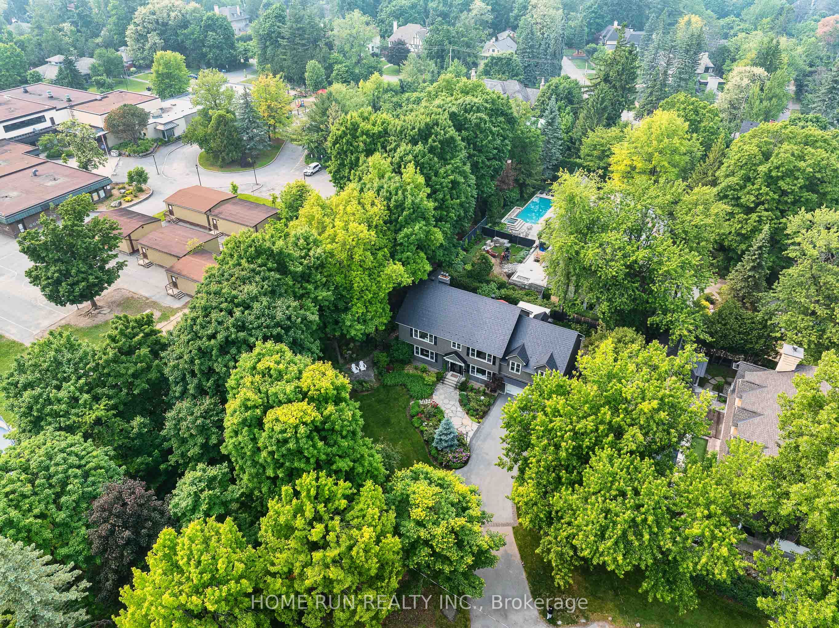 275 BUCHAN Road, Rockcliffe Park, ON K1M 0W4 photo 5