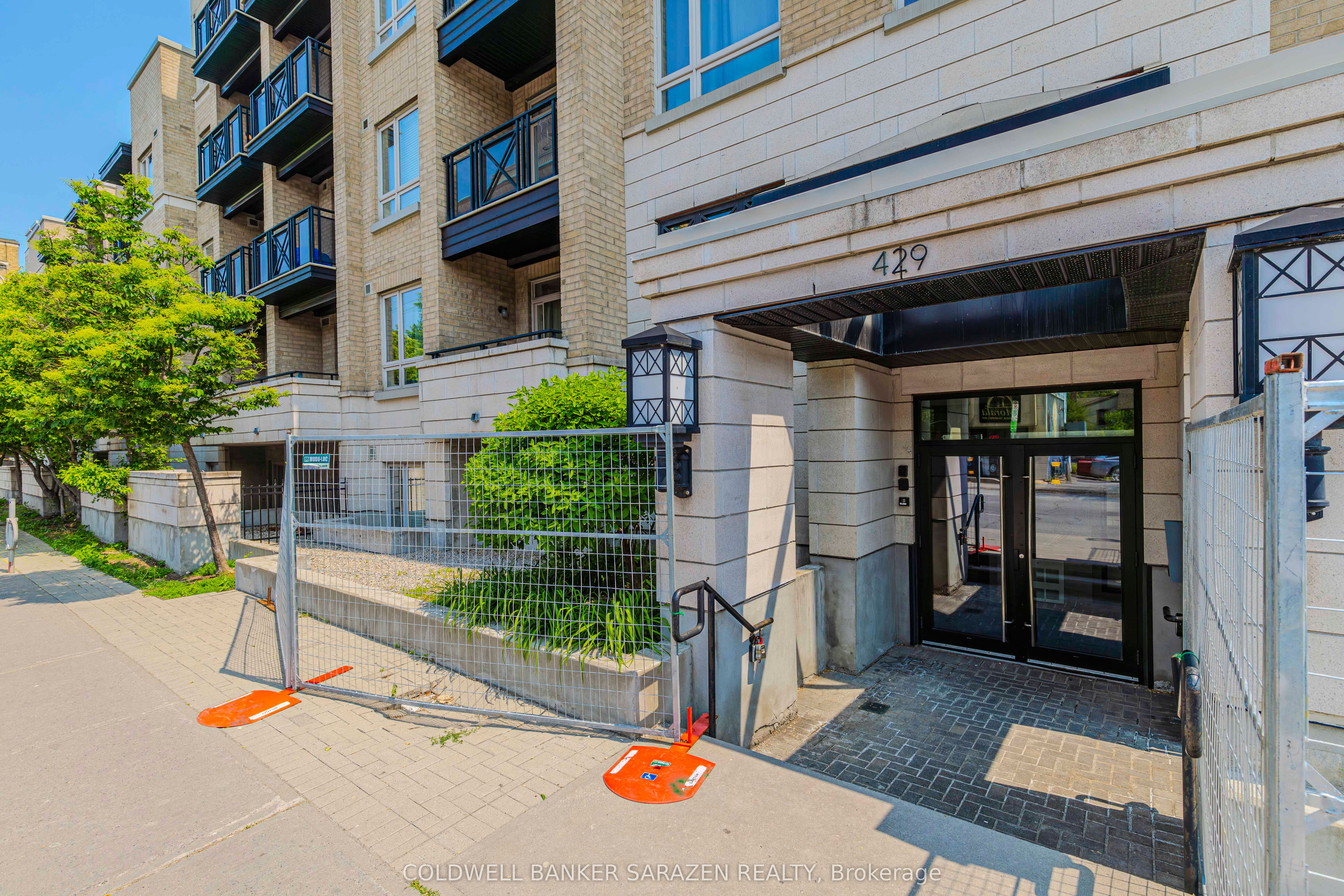 429 Kent Street 218, Ottawa Centre, ON K2P 1B5 photo 3