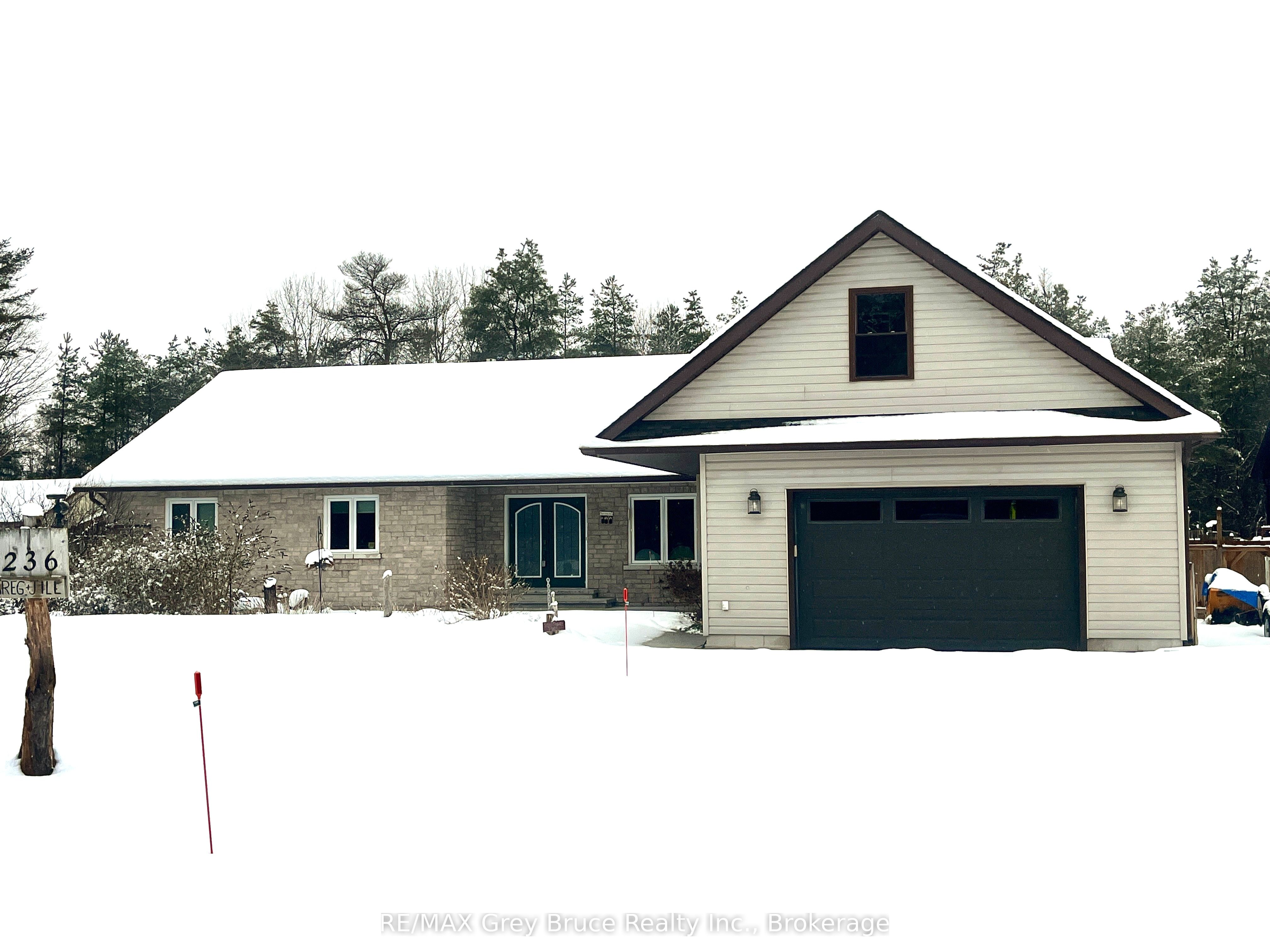 236 Bruce Street, South Bruce Peninsula, ON N0H 2T0 photo 5