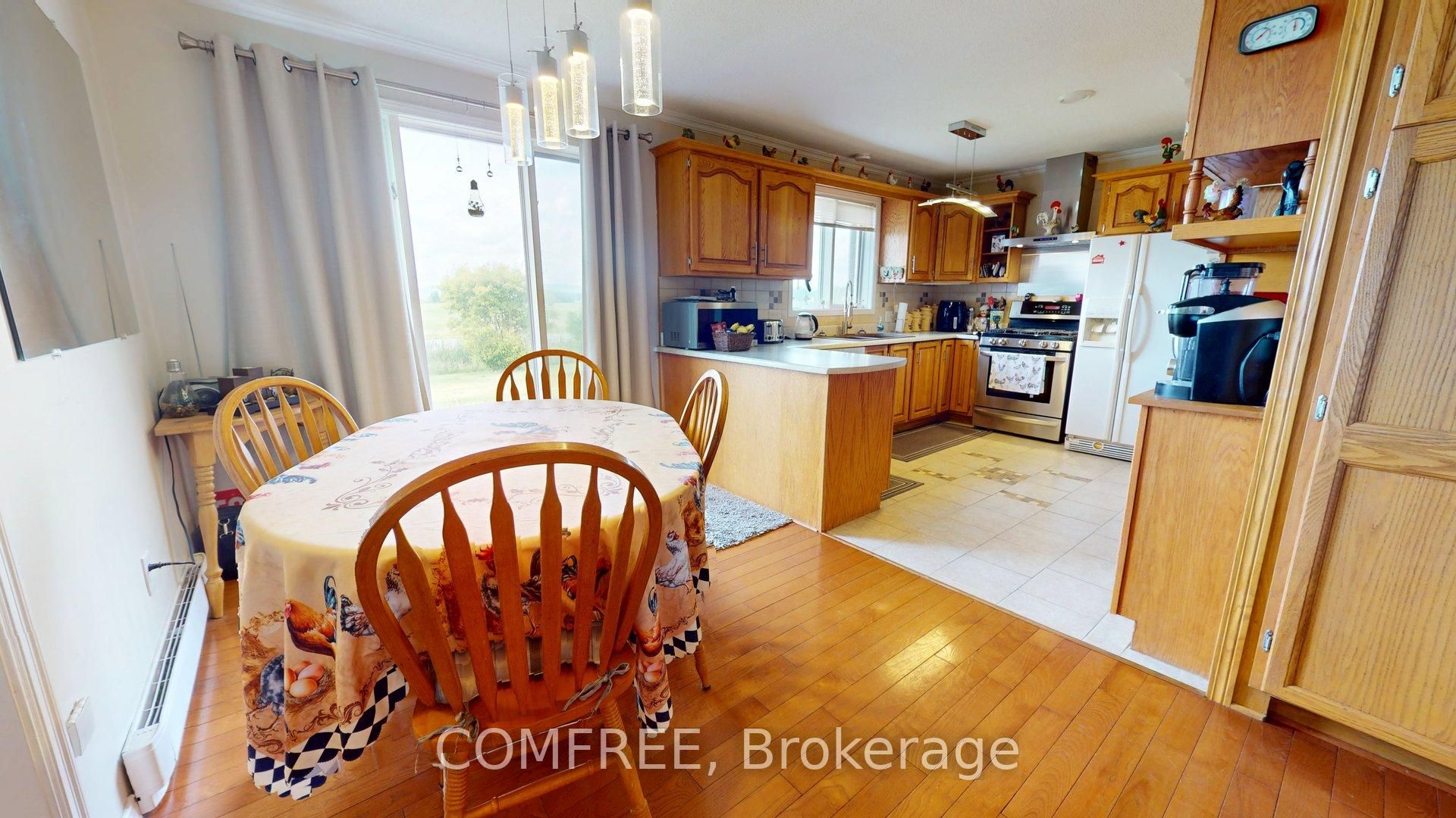 2196 Concession 3 Road, Alfred and Plantagenet, ON K0B 1A0 photo 5