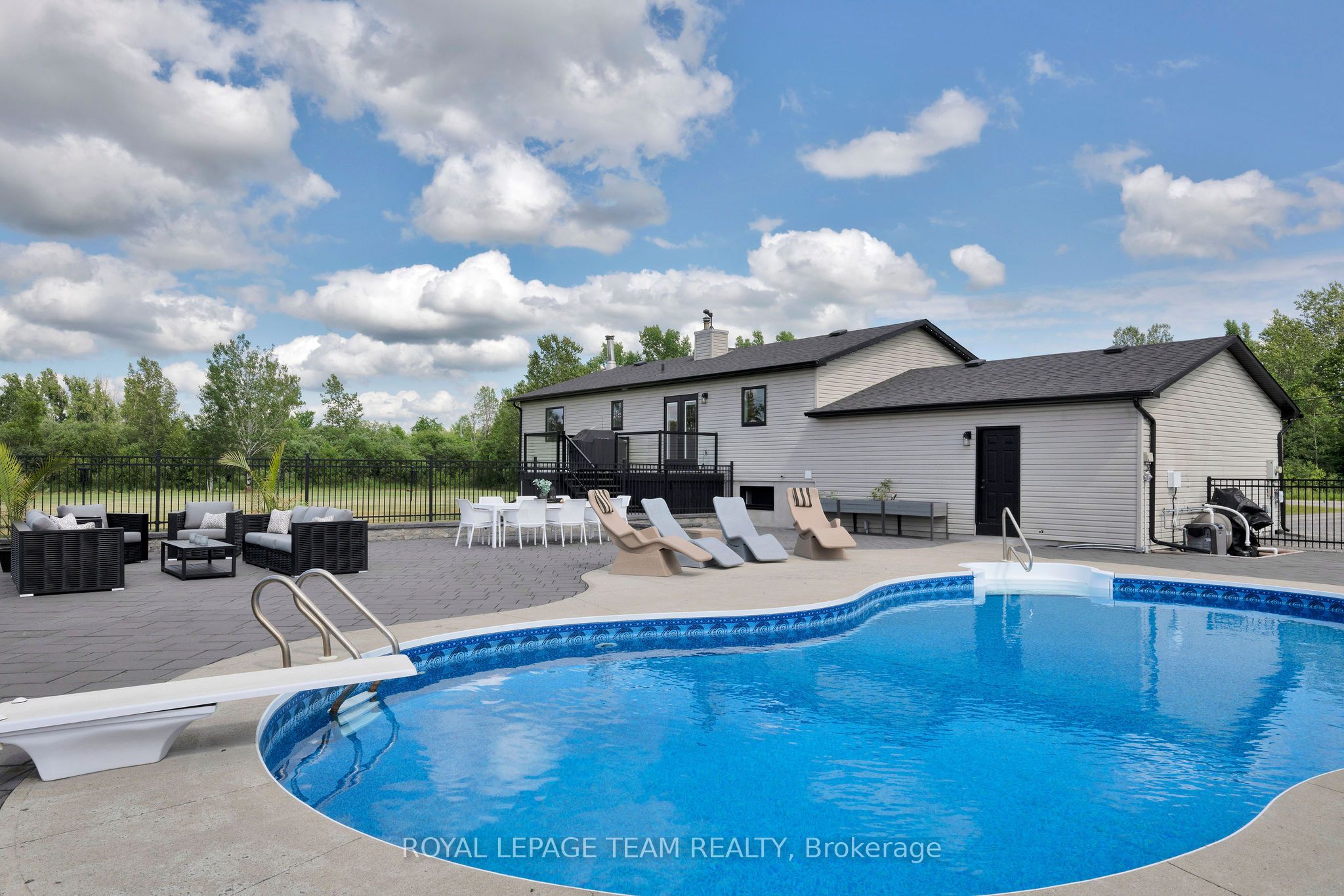 883 Craig Road, North Grenville, ON K0G 1S0 photo 5