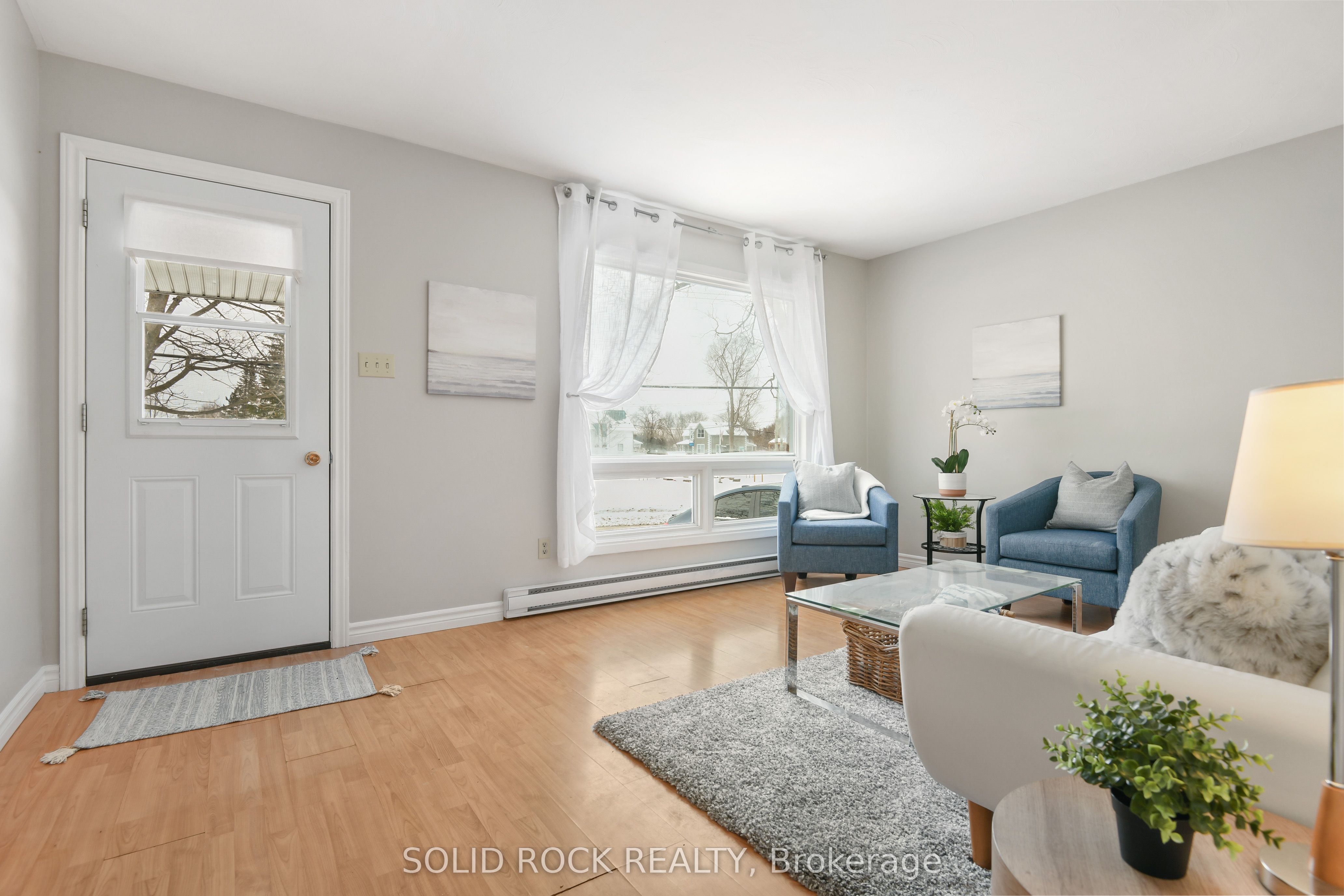 54 / 56 William Street W, Arnprior, ON K7S 1J9 photo 4
