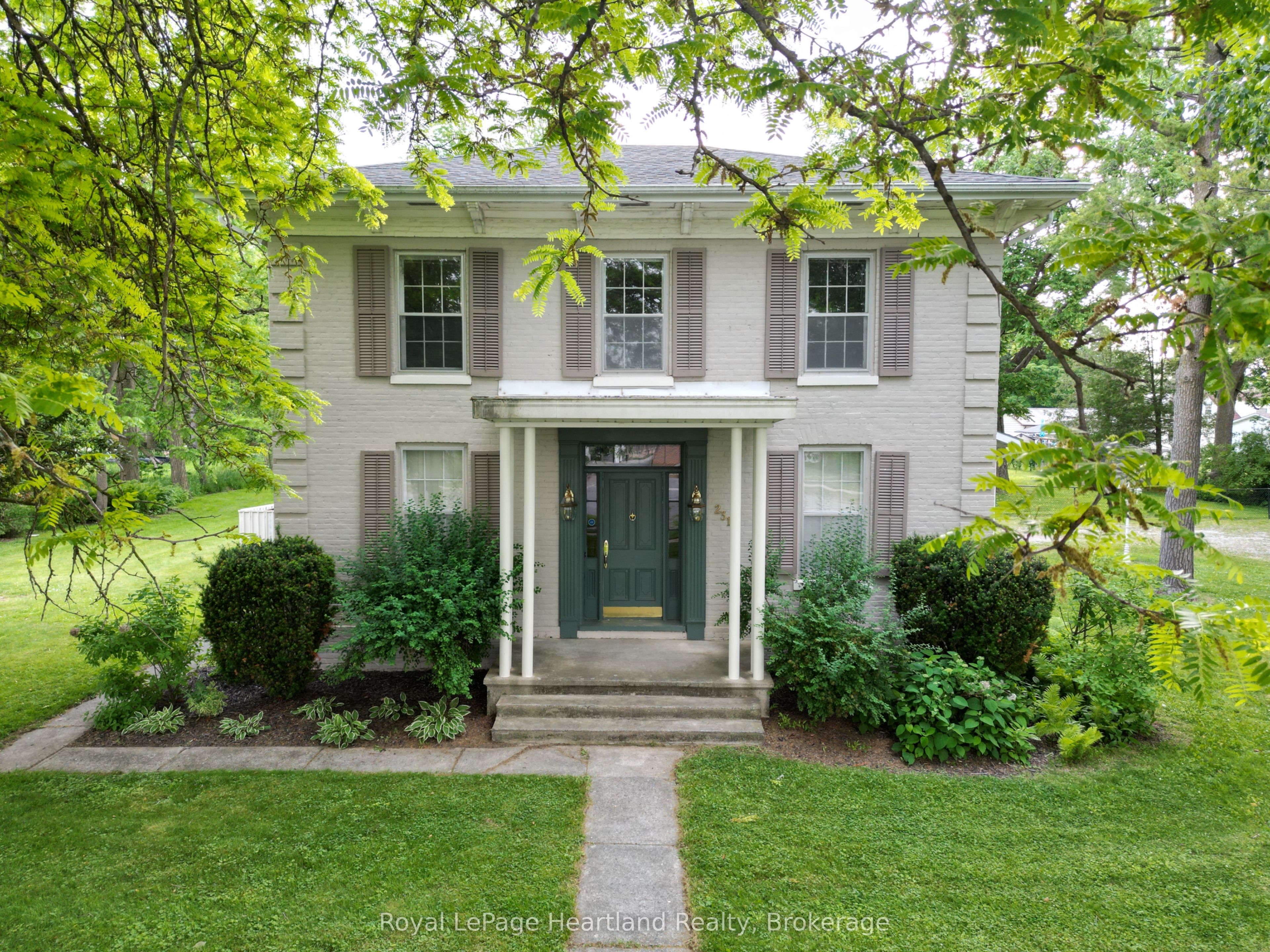 231 William Street, South Huron, ON N0M 1S2