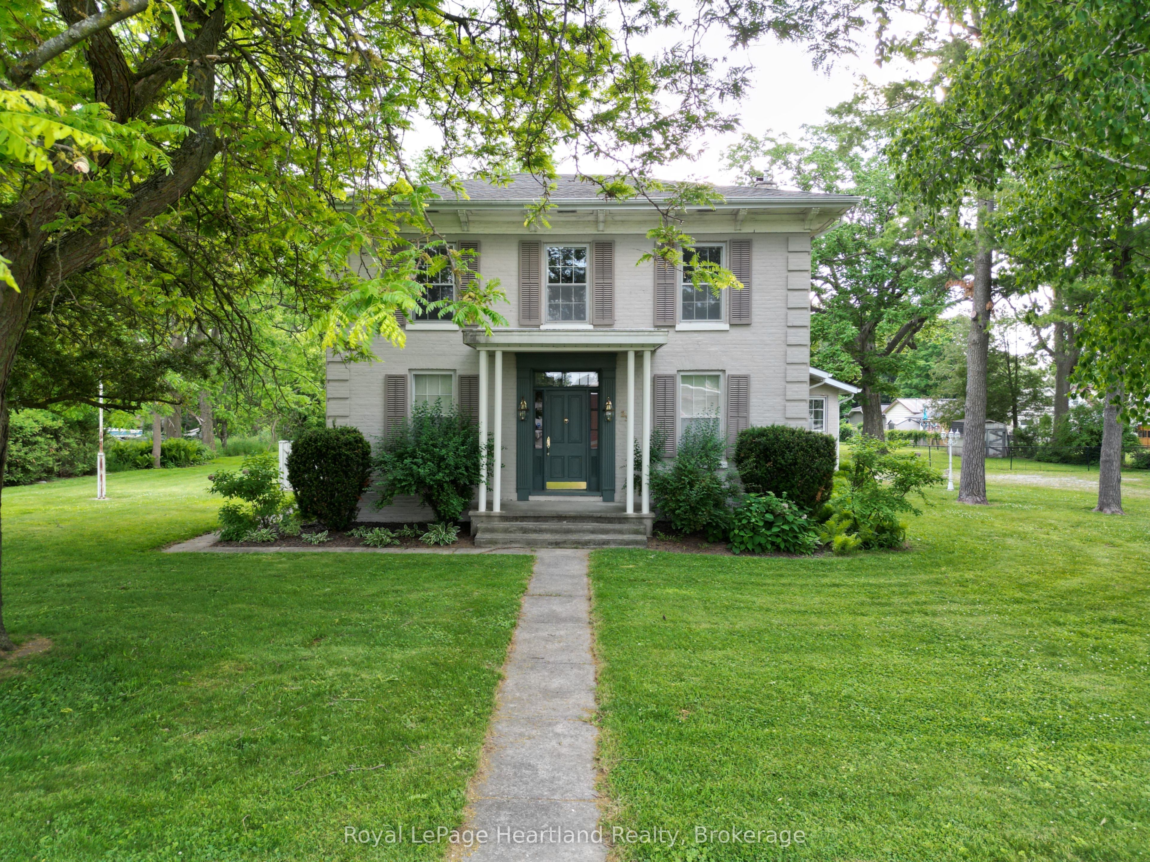 231 William Street, South Huron, ON N0M 1S2 photo 2