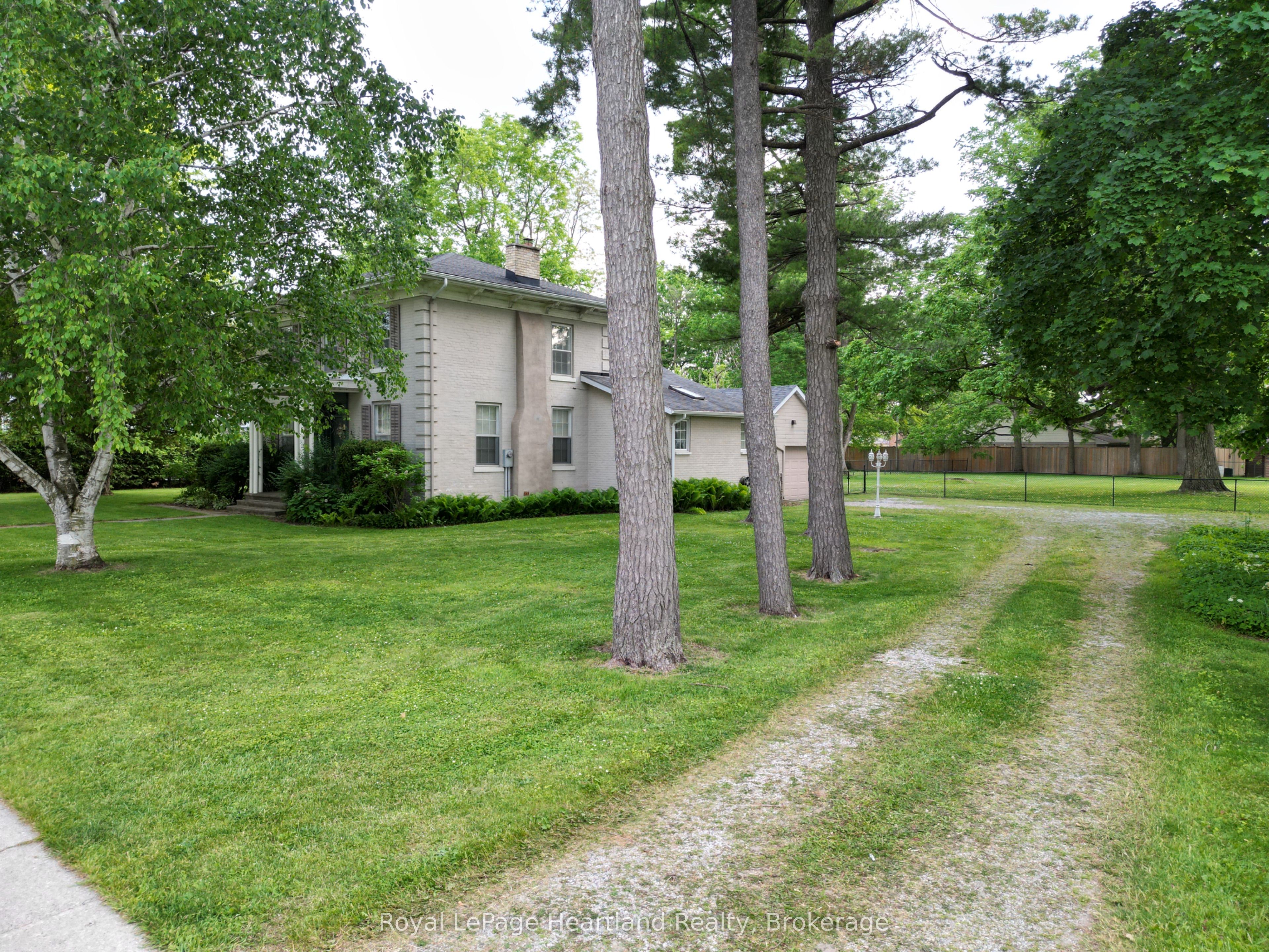 231 William Street, South Huron, ON N0M 1S2 photo 5
