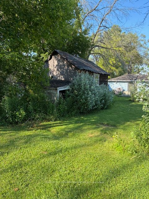 741 W County Road 28 Road W, Prince Edward County, ON K8N 4Z7 photo 3