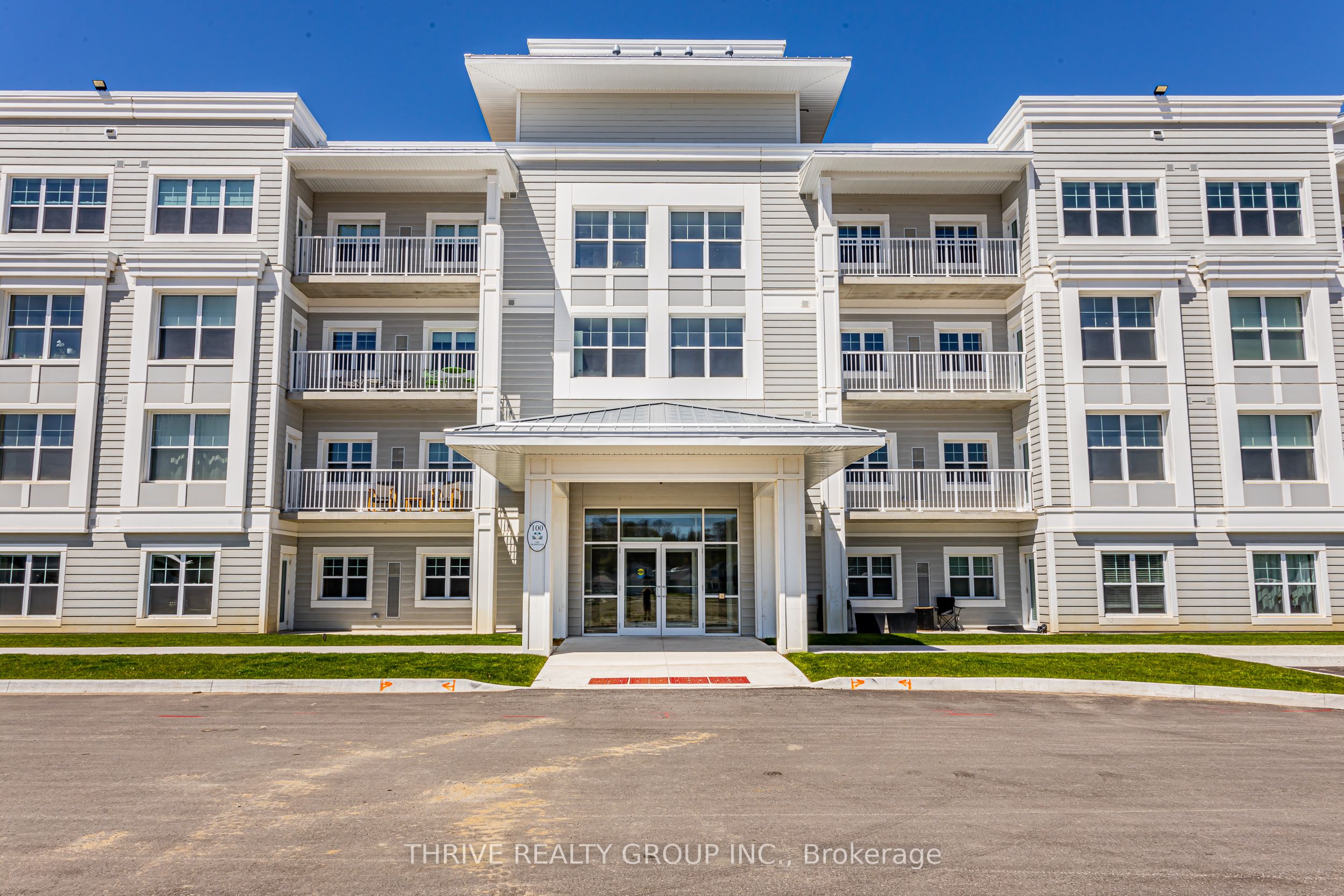 100 The Promenade 204, Central Elgin, ON N5L 0B7
