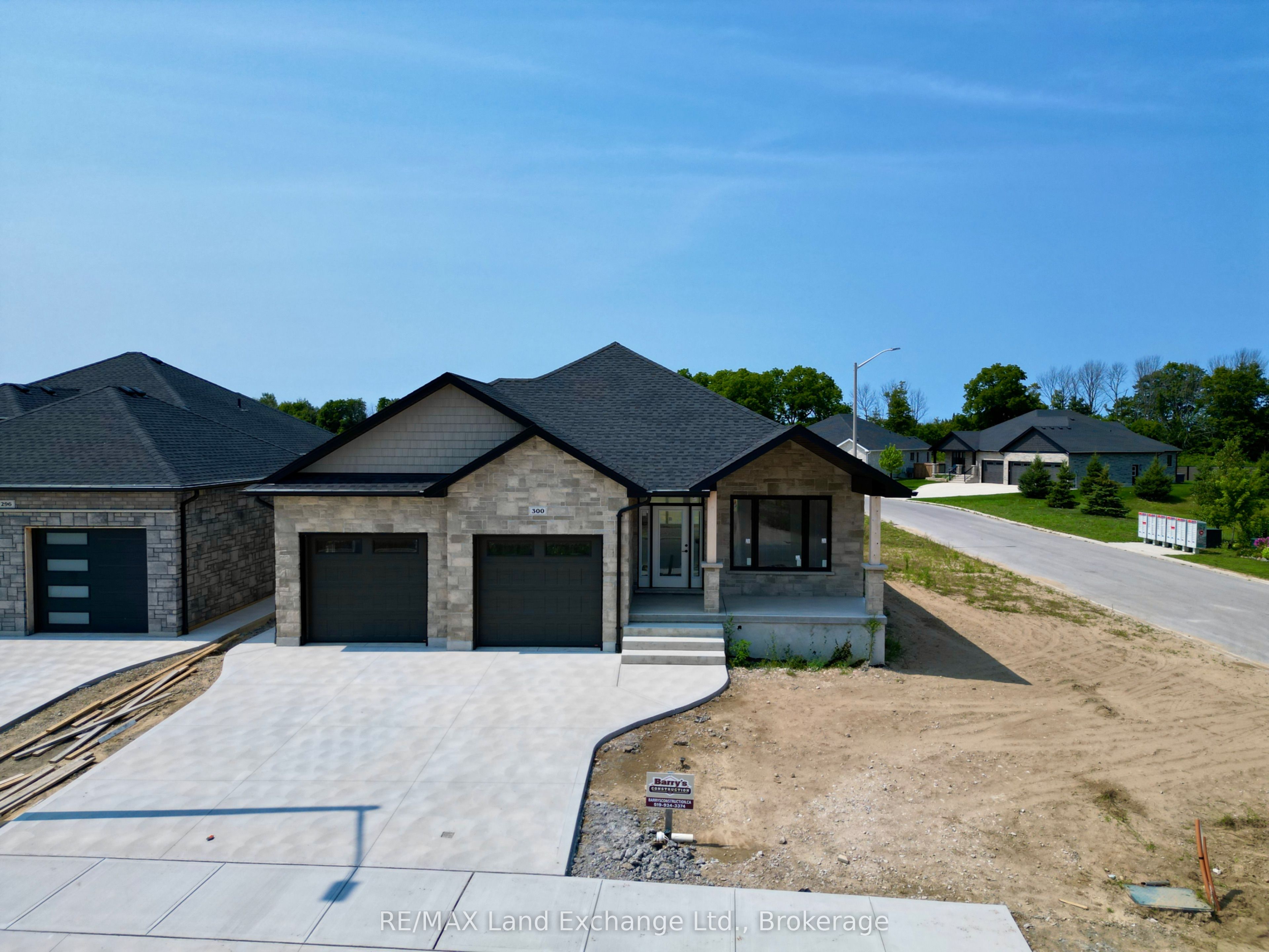 300 Ridge Street, Saugeen Shores, ON N0H 2C3