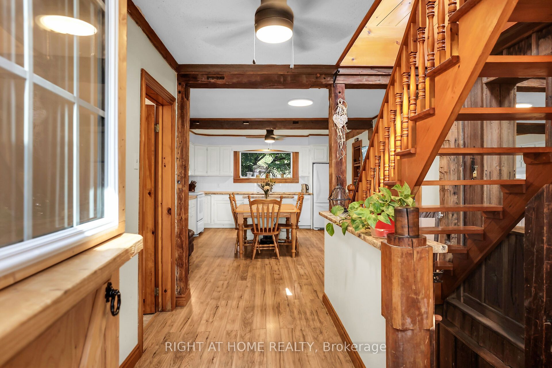 1027 Niagara Stone Road, Niagara-on-the-Lake, ON L0S 1J0 photo 3