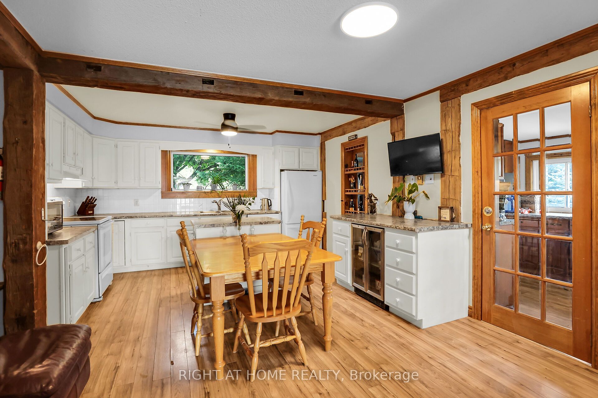 1027 Niagara Stone Road, Niagara-on-the-Lake, ON L0S 1J0 photo 5