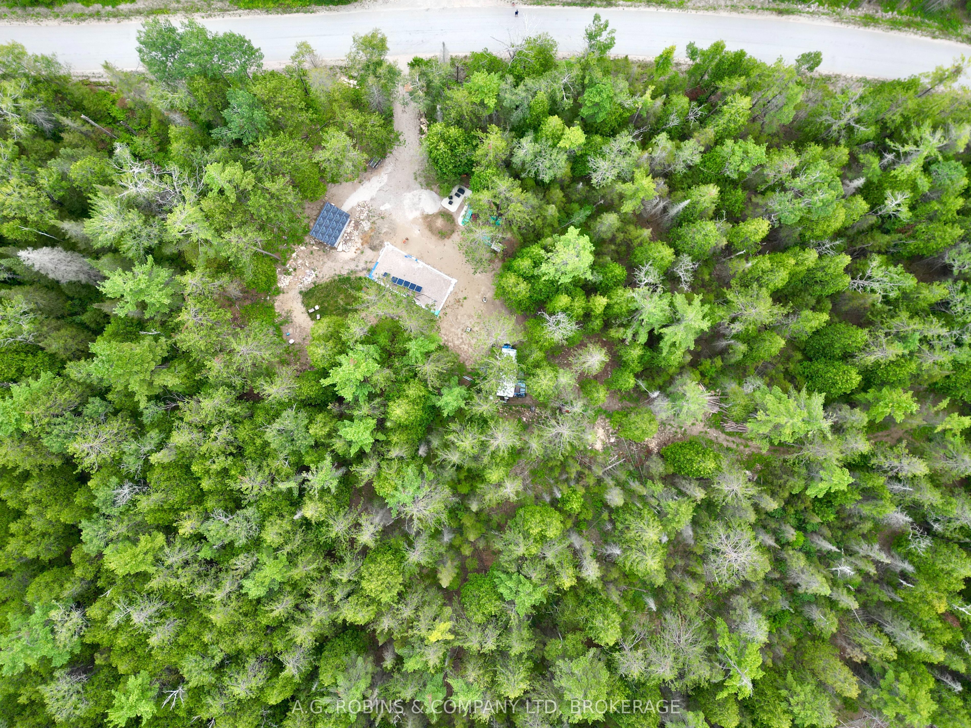 262 Johnsons Harbour Road, Northern Bruce Peninsula, ON N0H 2R0 photo 2