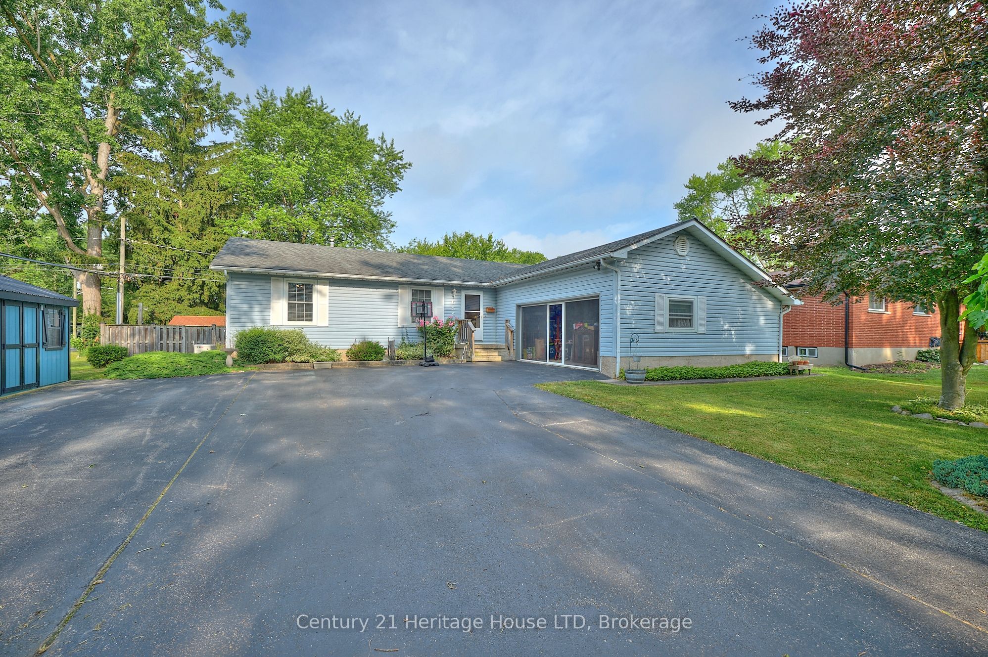 655 Parkdale Avenue, Fort Erie, ON L2A 5B5 photo 3