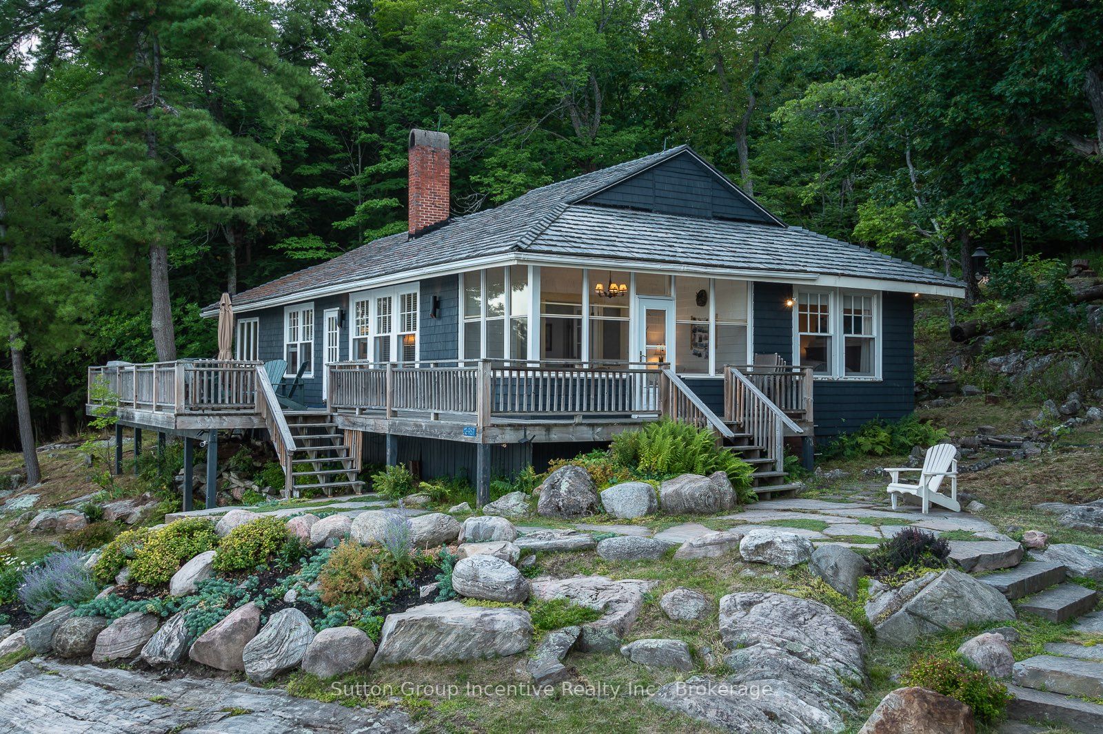 12 Ouno Island, Muskoka Lakes, ON P0B 1J0 photo 3