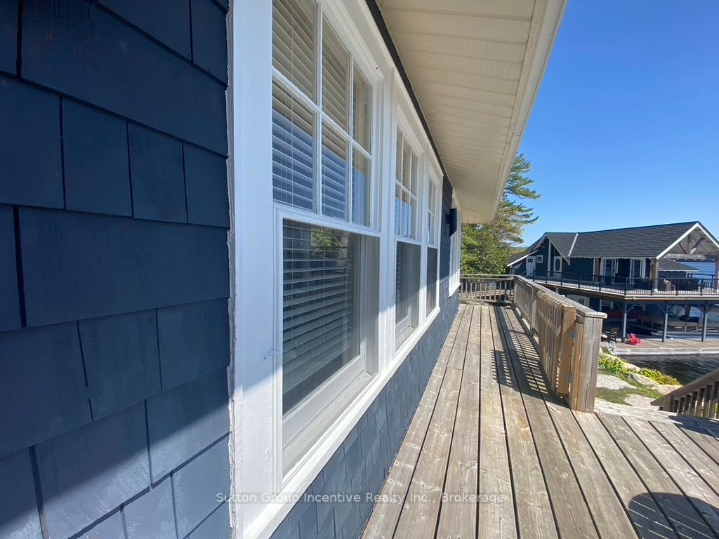 12 Ouno Island, Muskoka Lakes, ON P0B 1J0 photo 5