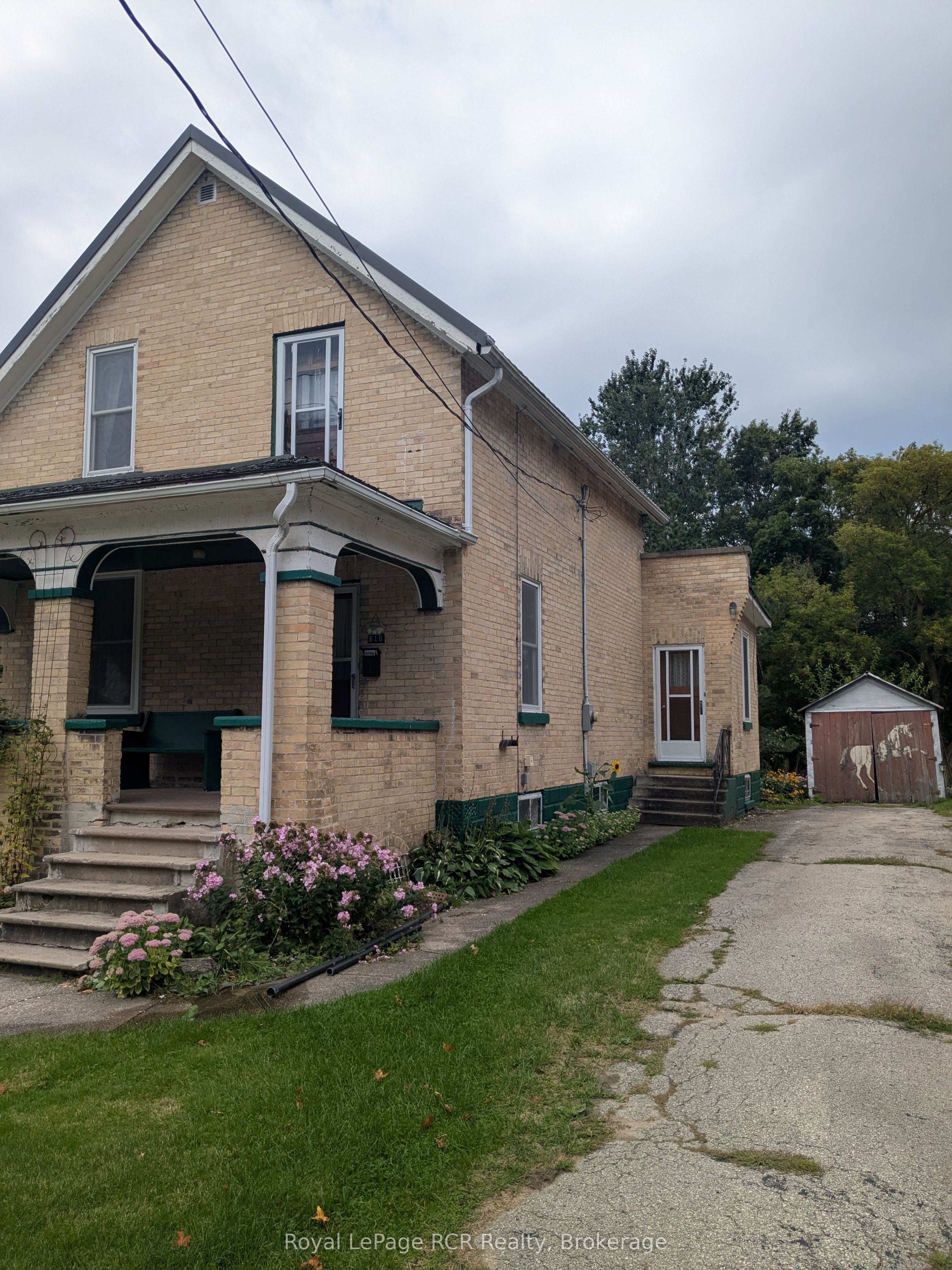 616 9th Avenue, Hanover, ON N4N 2M8 photo 2