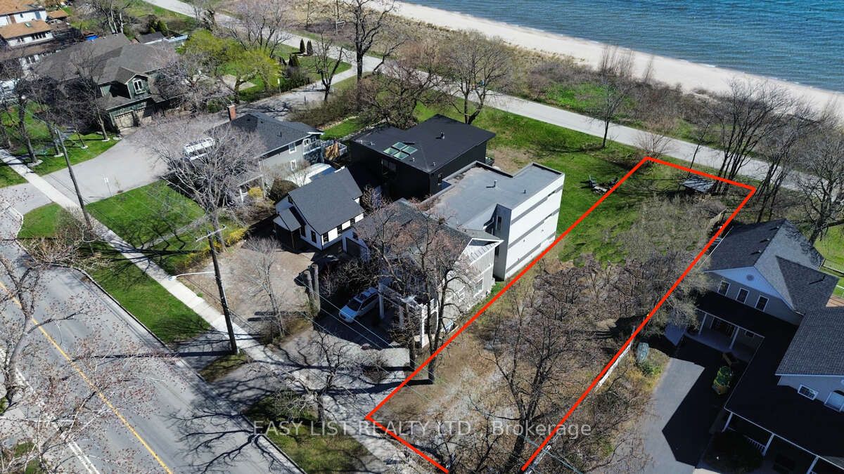 971 Beach Boulevard, Hamilton, ON L8H 6Z7 photo 2