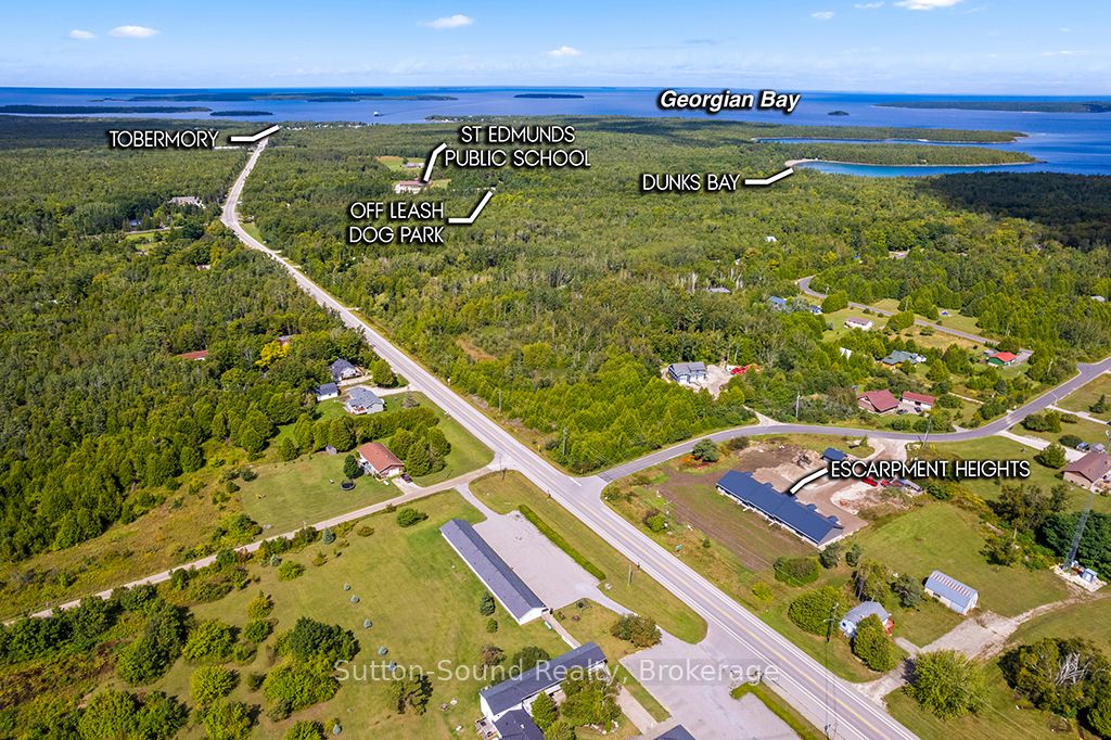 18 Maple Golf Crescent 4, Northern Bruce Peninsula, ON N0H 2R0 photo 5