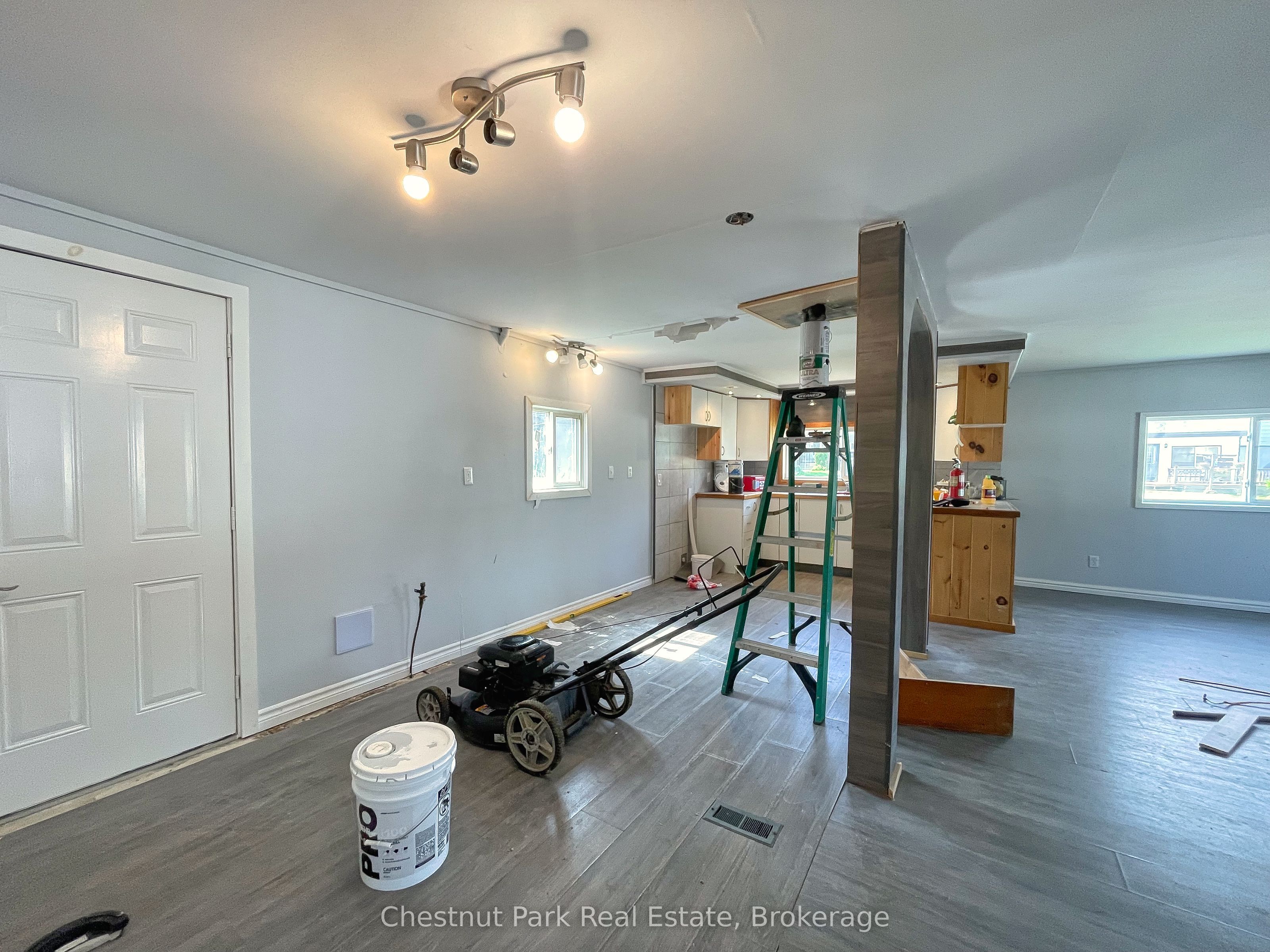 383 Thompson Street, Meaford, ON N4L 1H7 photo 5