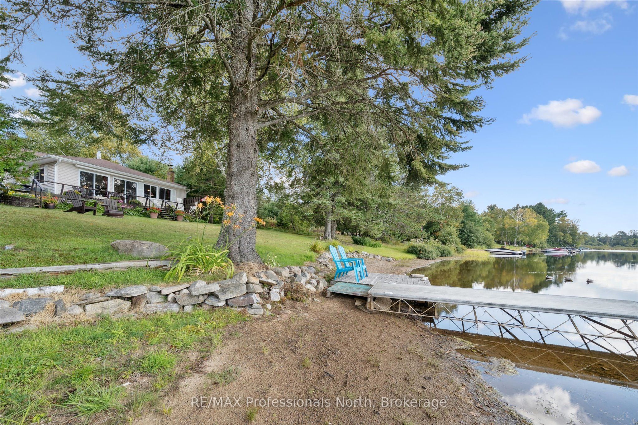 166 Lakeview Avenue, Kearney, ON P0A 1M0