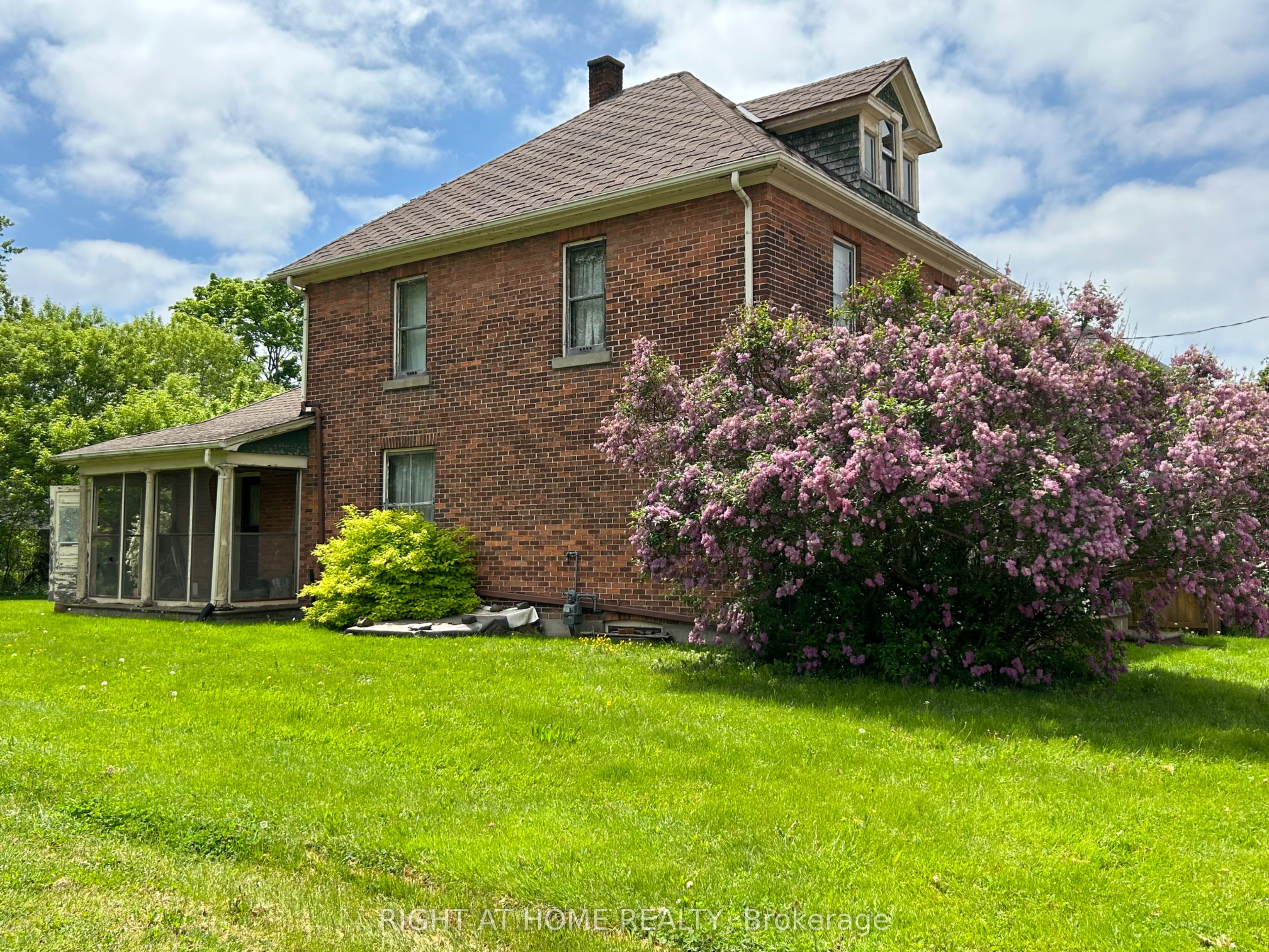 58 Neff Street, Port Colborne, ON L3K 3T1 photo 5