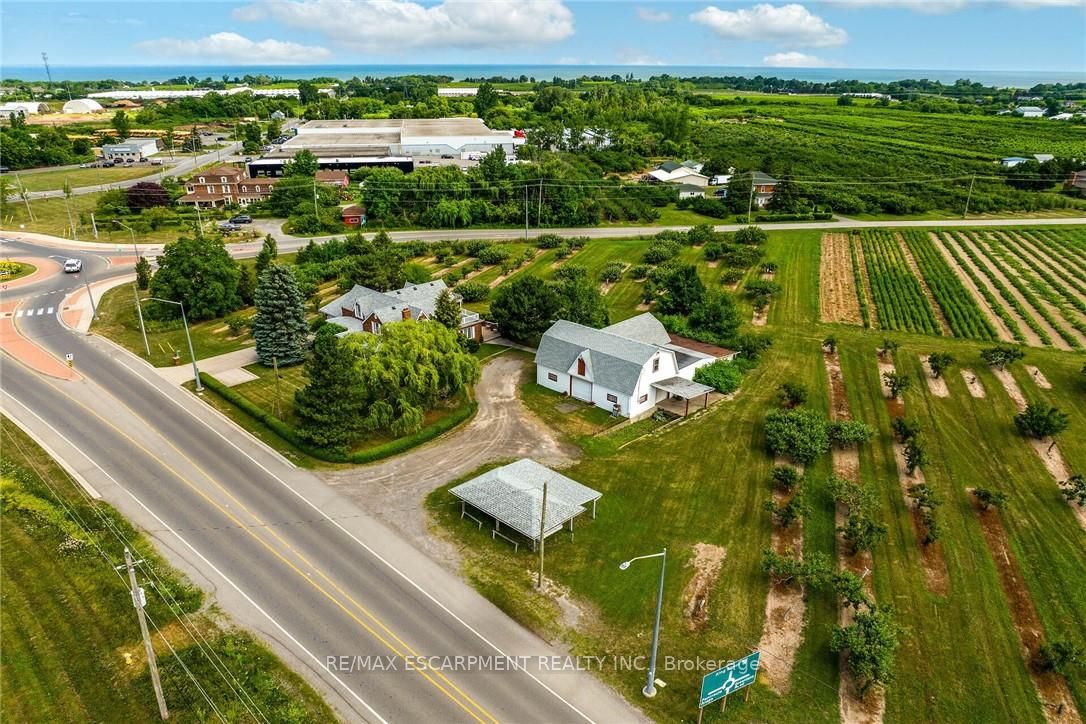 5581 King Street, Lincoln, ON L0R 1B3 photo 2