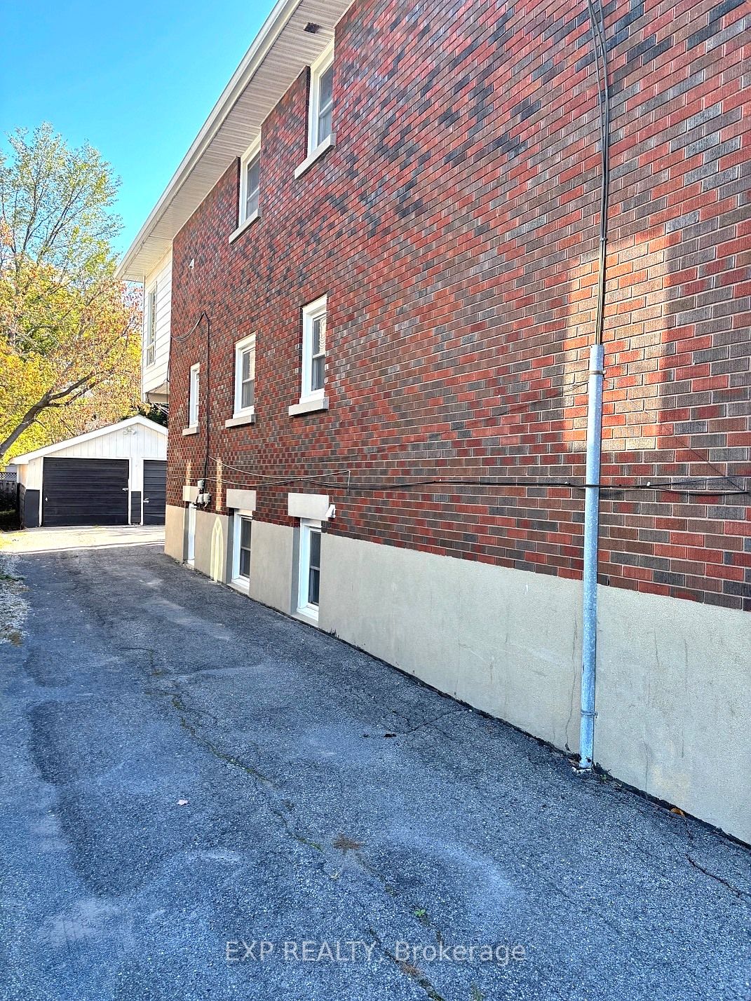 527 Laderoute Avenue, Westboro - Hampton Park, ON K1Z 5V9 photo 3