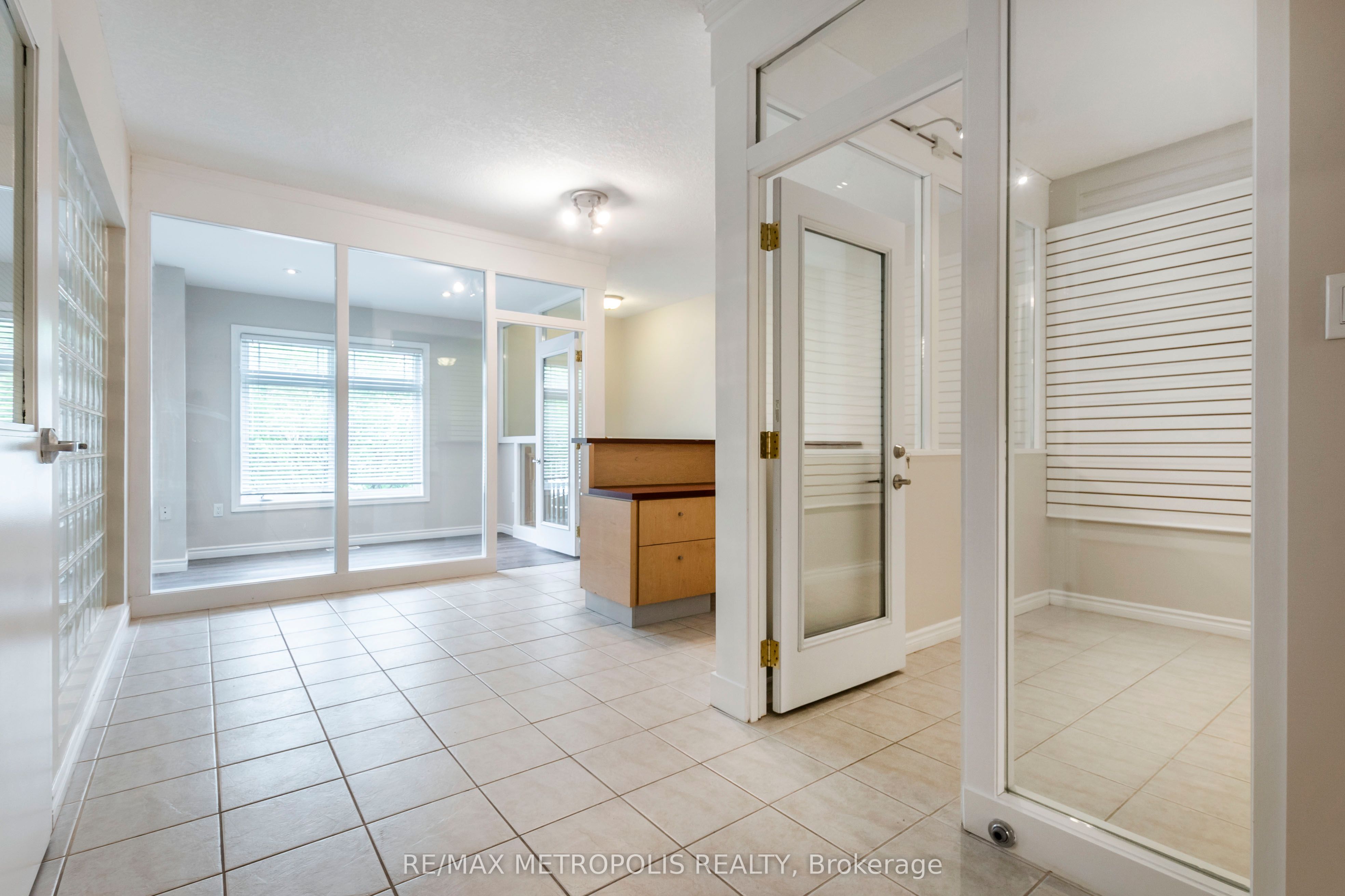 619 Wild Ginger Avenue C15, Waterloo, ON N2V 2X1 photo 4