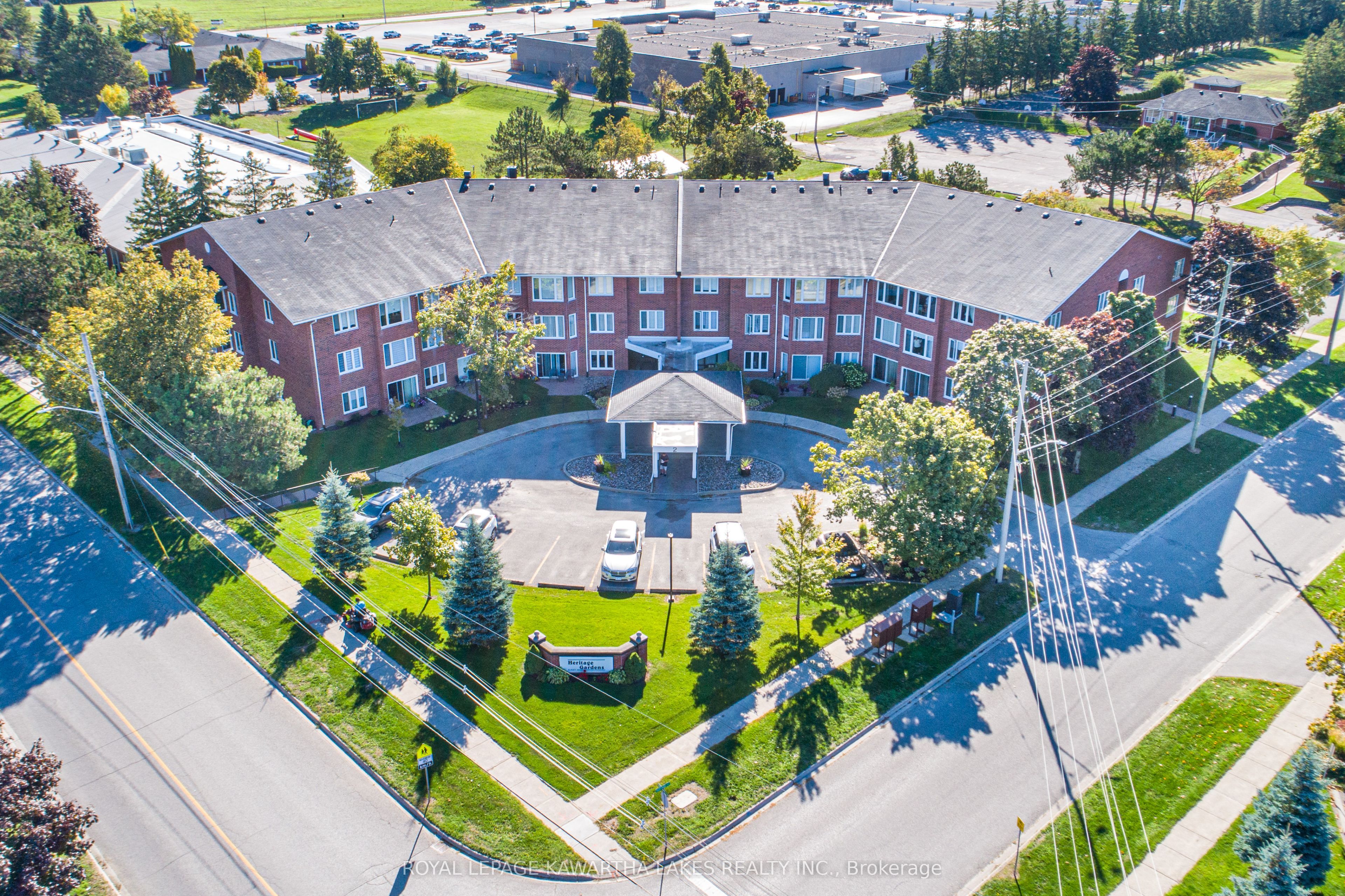 2 Heritage Way 215, Kawartha Lakes, ON K9V 5P5 photo 5
