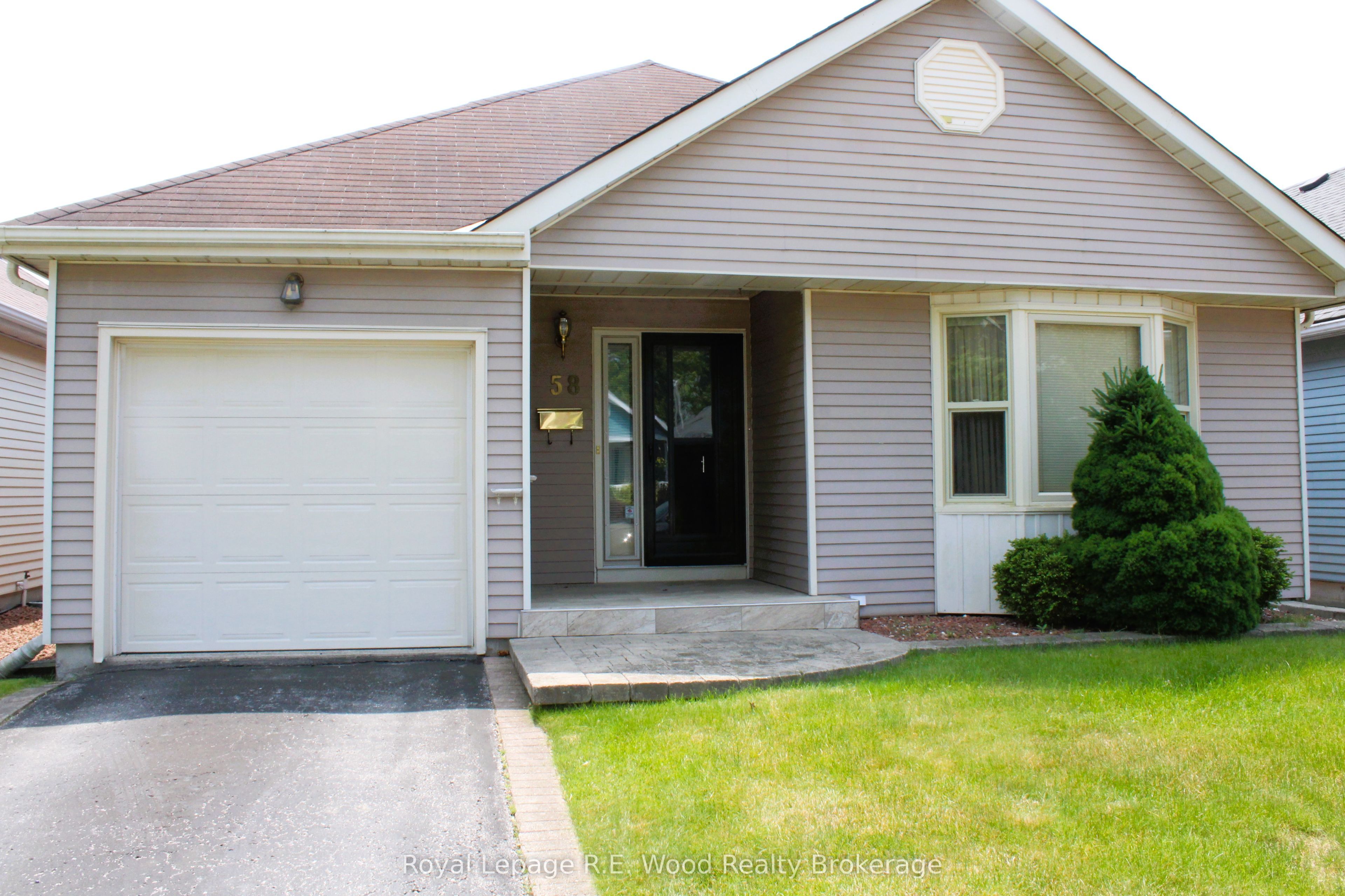 58 Hawkins Crescent, Tillsonburg, ON N4G 5K7