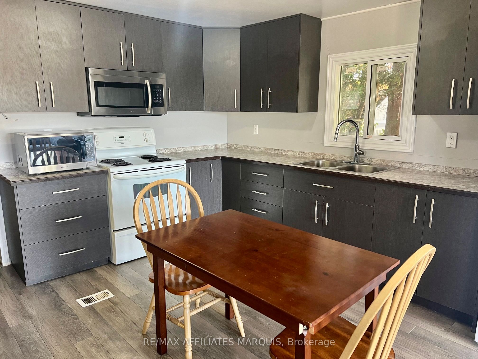 514 Jason Street N, Smiths Falls, ON K7A 4S4 photo 5