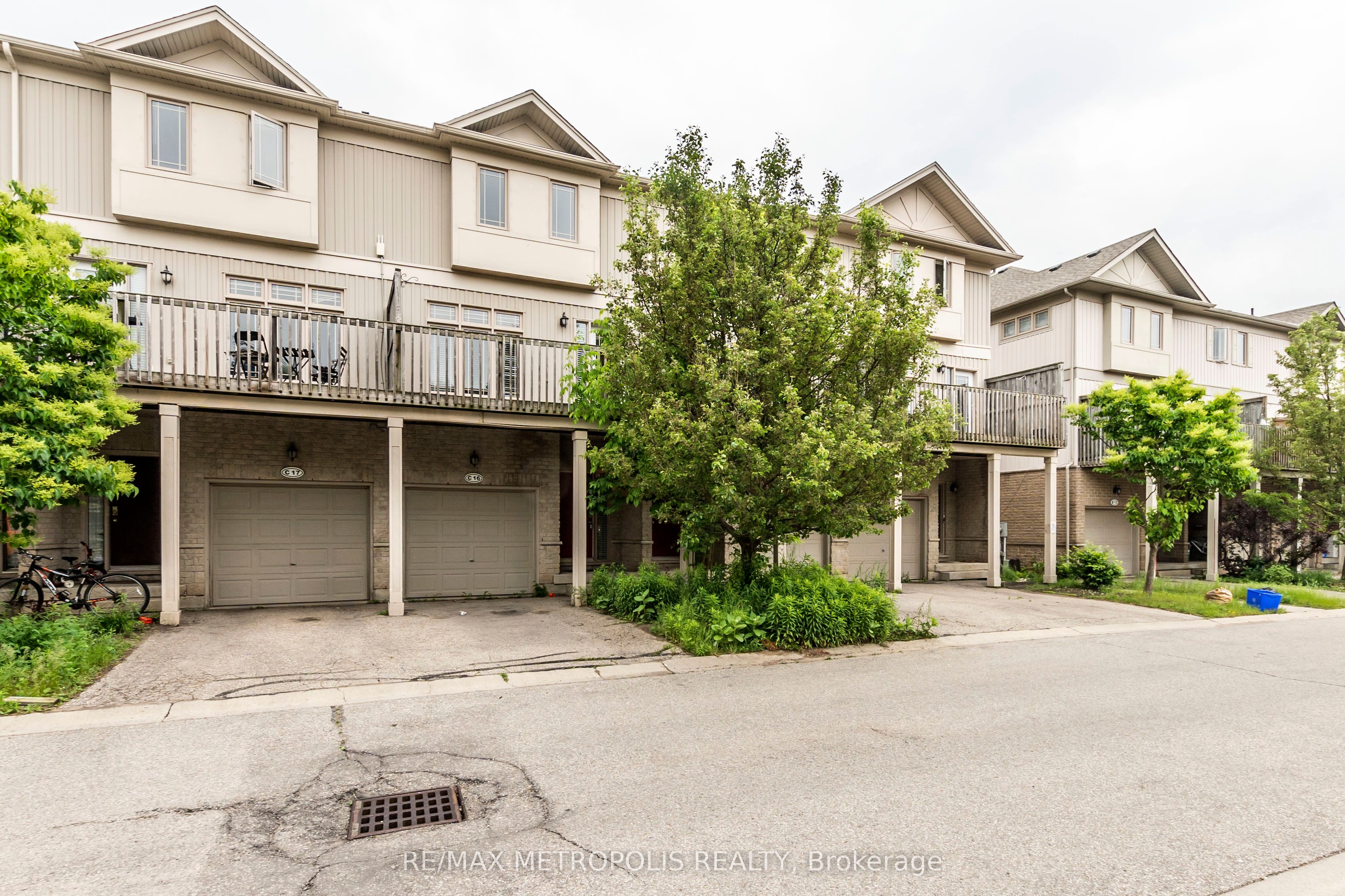 619 Wild Ginger Avenue C16, Waterloo, ON N2V 2X1