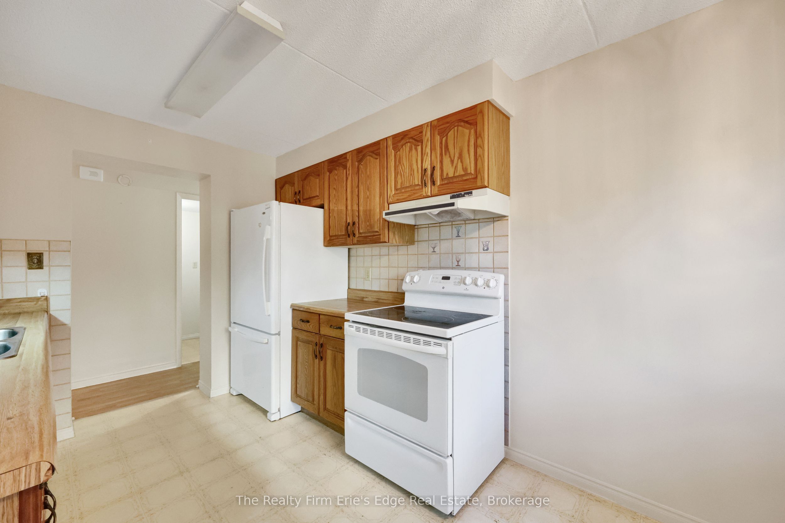 75 Bridge Street E 206, Tillsonburg, ON N4G 1T1 photo 5