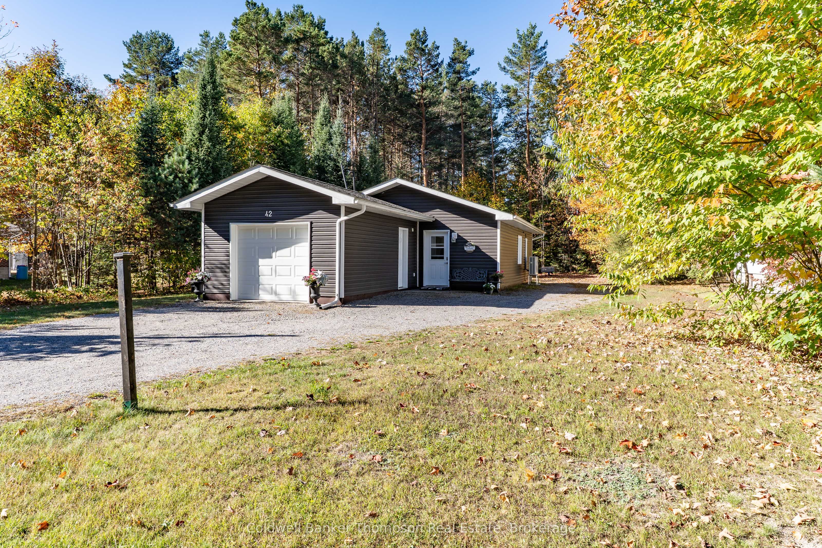 42 Murray Street, Sundridge, ON P0A 1Z0 photo 2