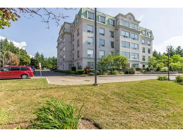 405 Erb Street W 305, Waterloo, ON N2L 1W7 photo 5