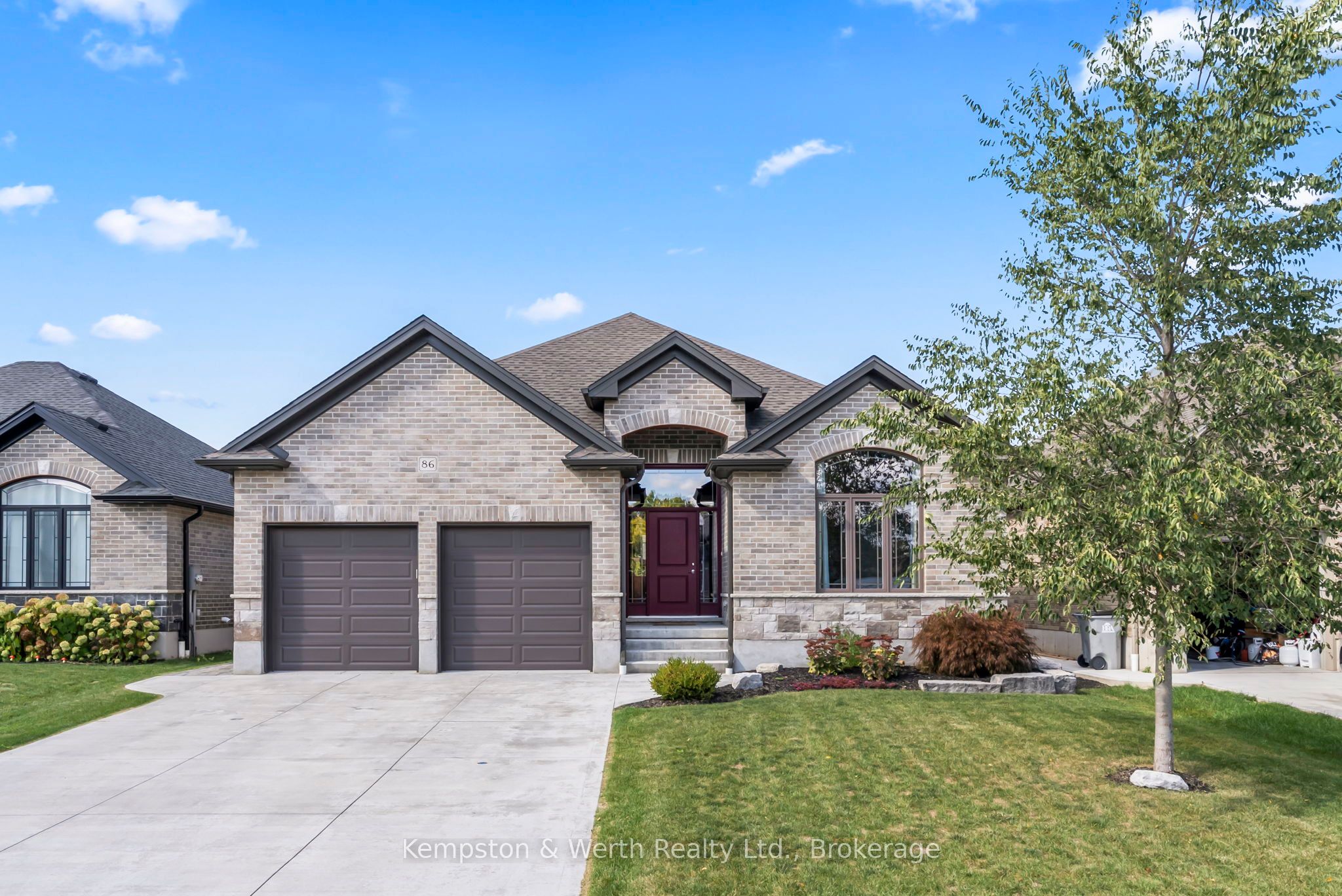 86 Forbes Crescent, North Perth, ON N4W 0B8 photo 2