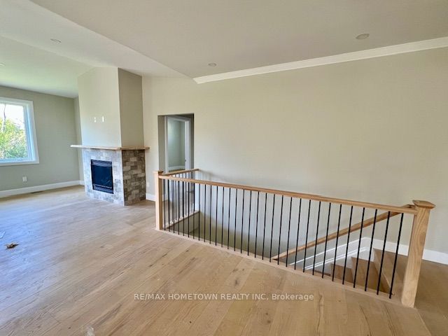 1058 Shearer Drive, Brockville, ON K6V 7K1 photo 4