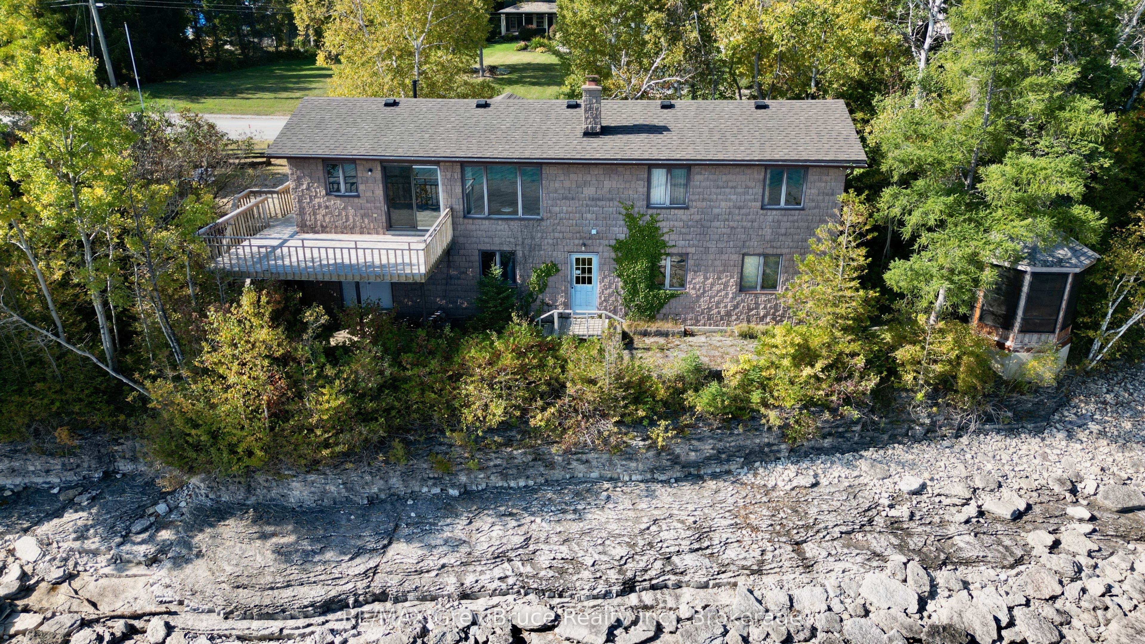 248 Isthmus Bay Road, Northern Bruce Peninsula, ON N0H 1W0 photo 2