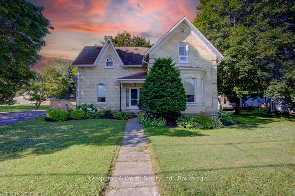 34 Queen Street, Huron East, ON N0G 1H0 photo 2