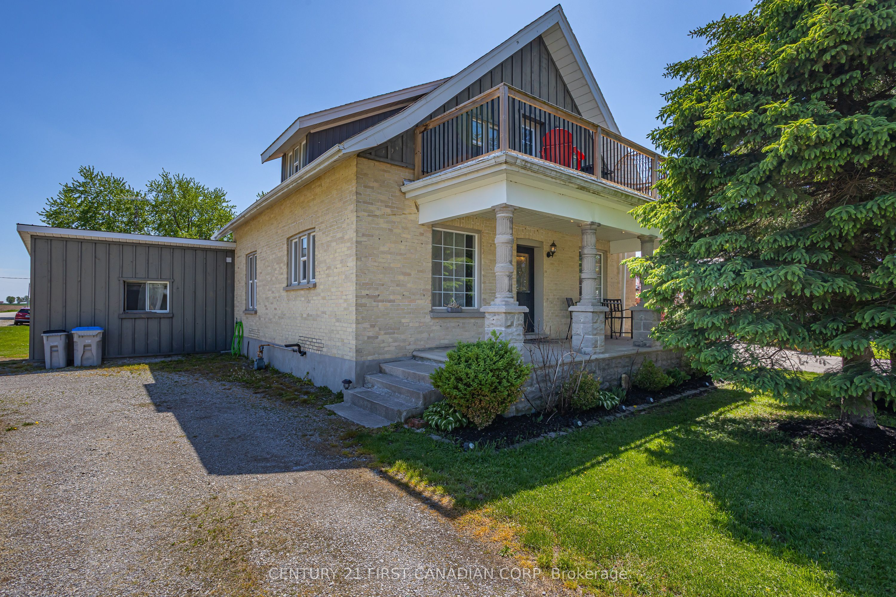 3199 Mount Carmel Drive, North Middlesex, ON N0M 1N0 photo 2