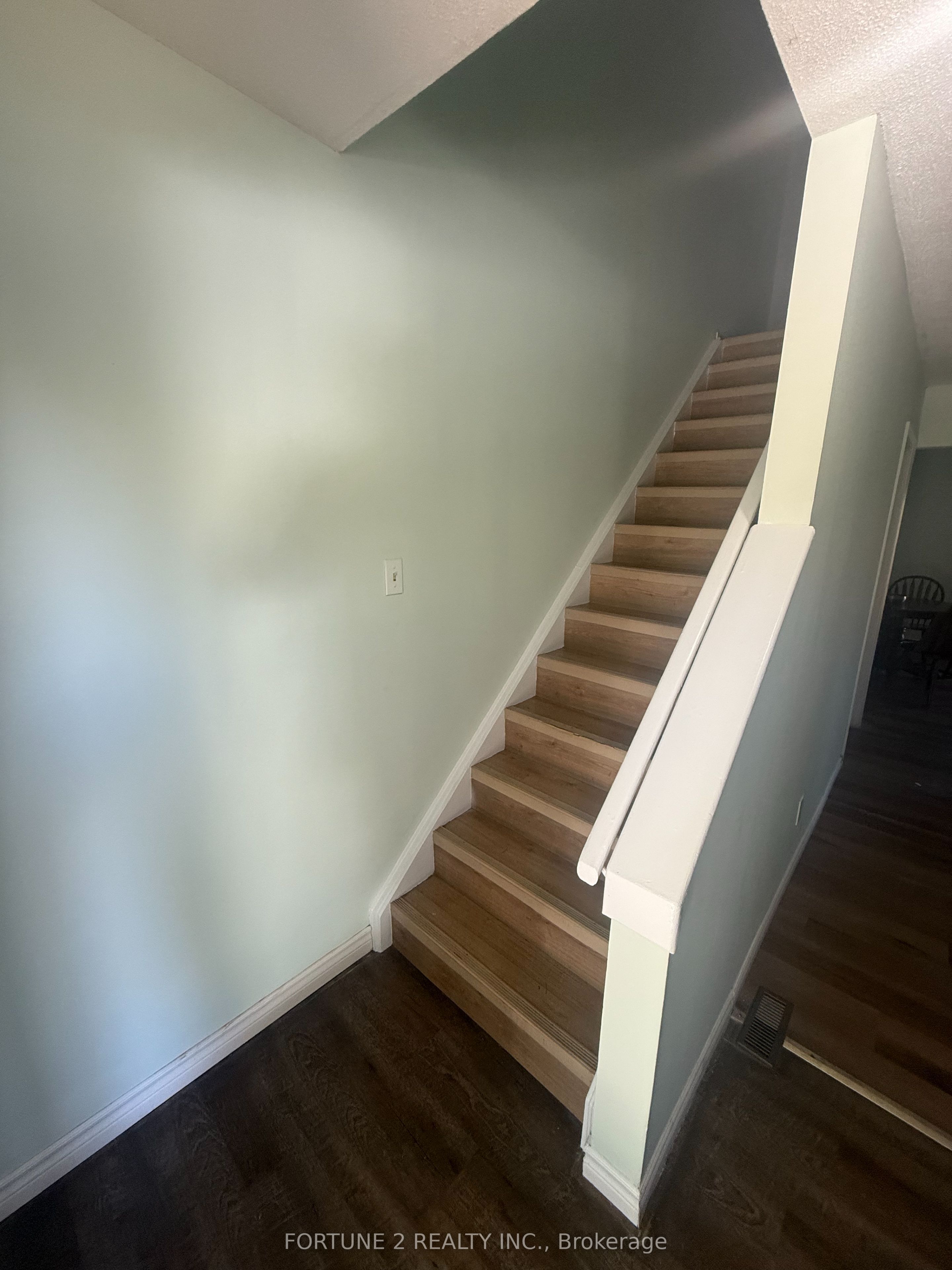 470 Second Street 15, London East, ON N5V 3X3 photo 3