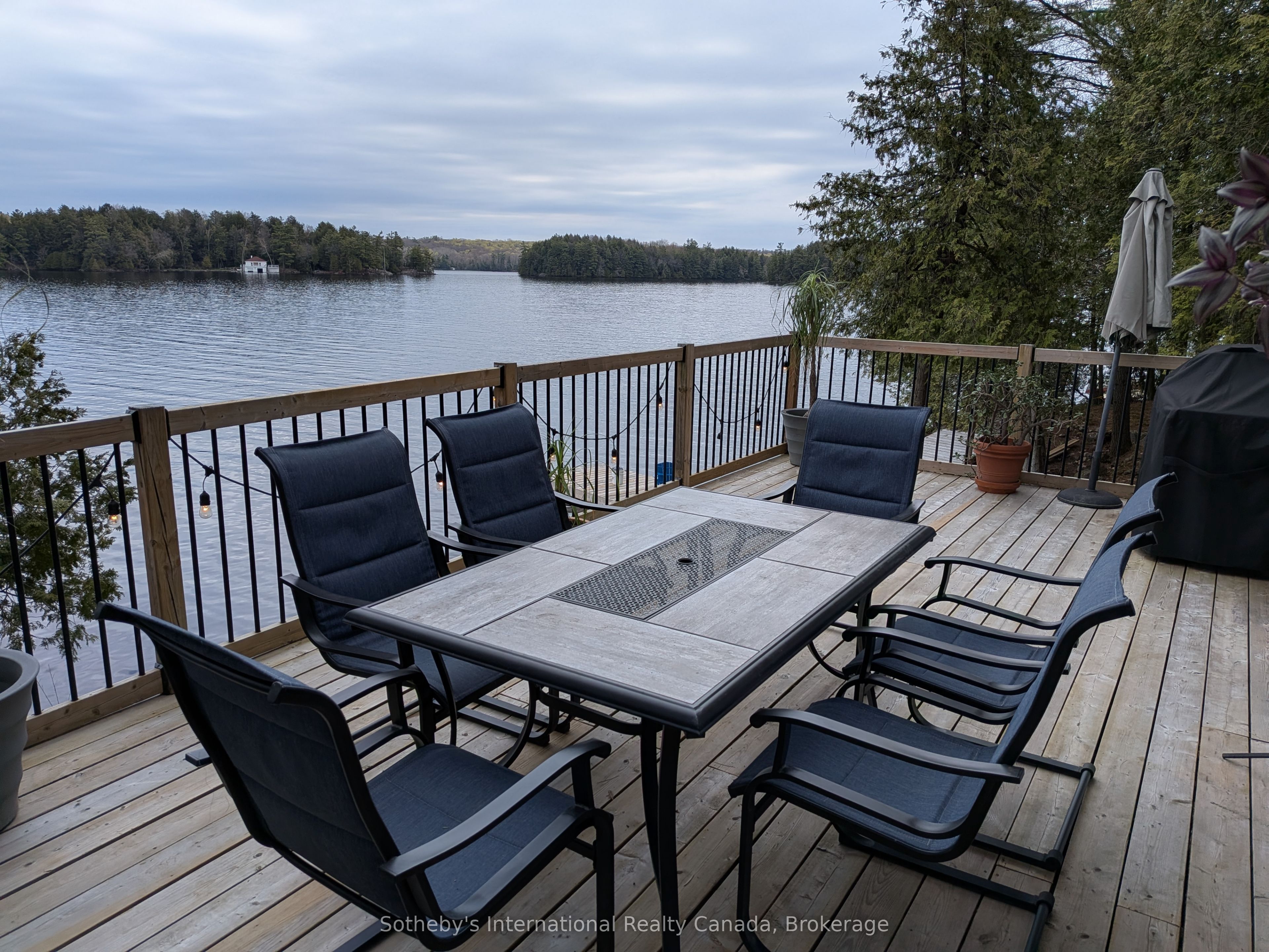 1063 Whiteside Road, Muskoka Lakes, ON P0B 1J0
