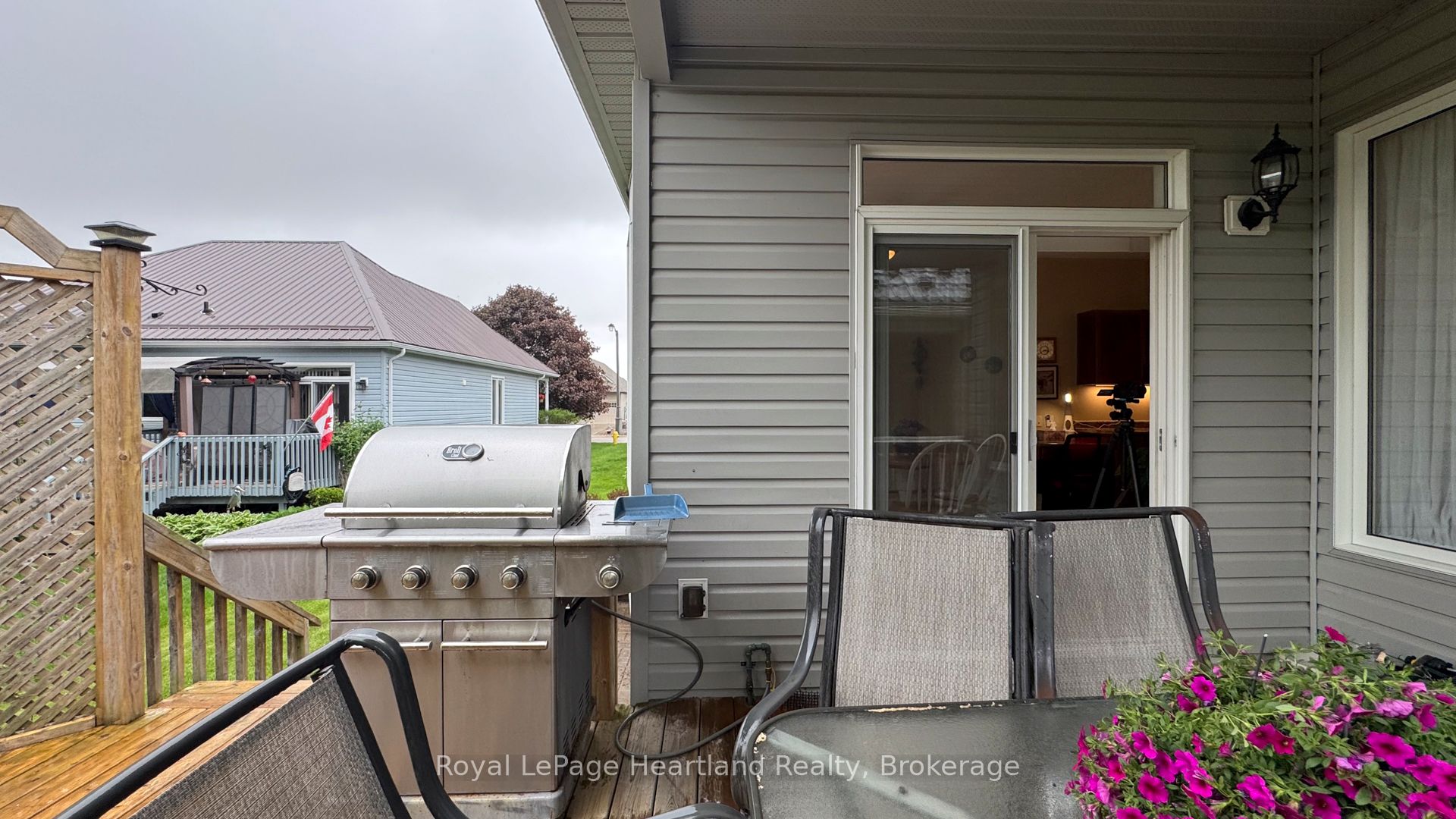 23 Stornoway Crescent, Huron East, ON N0K 1W0 photo 4