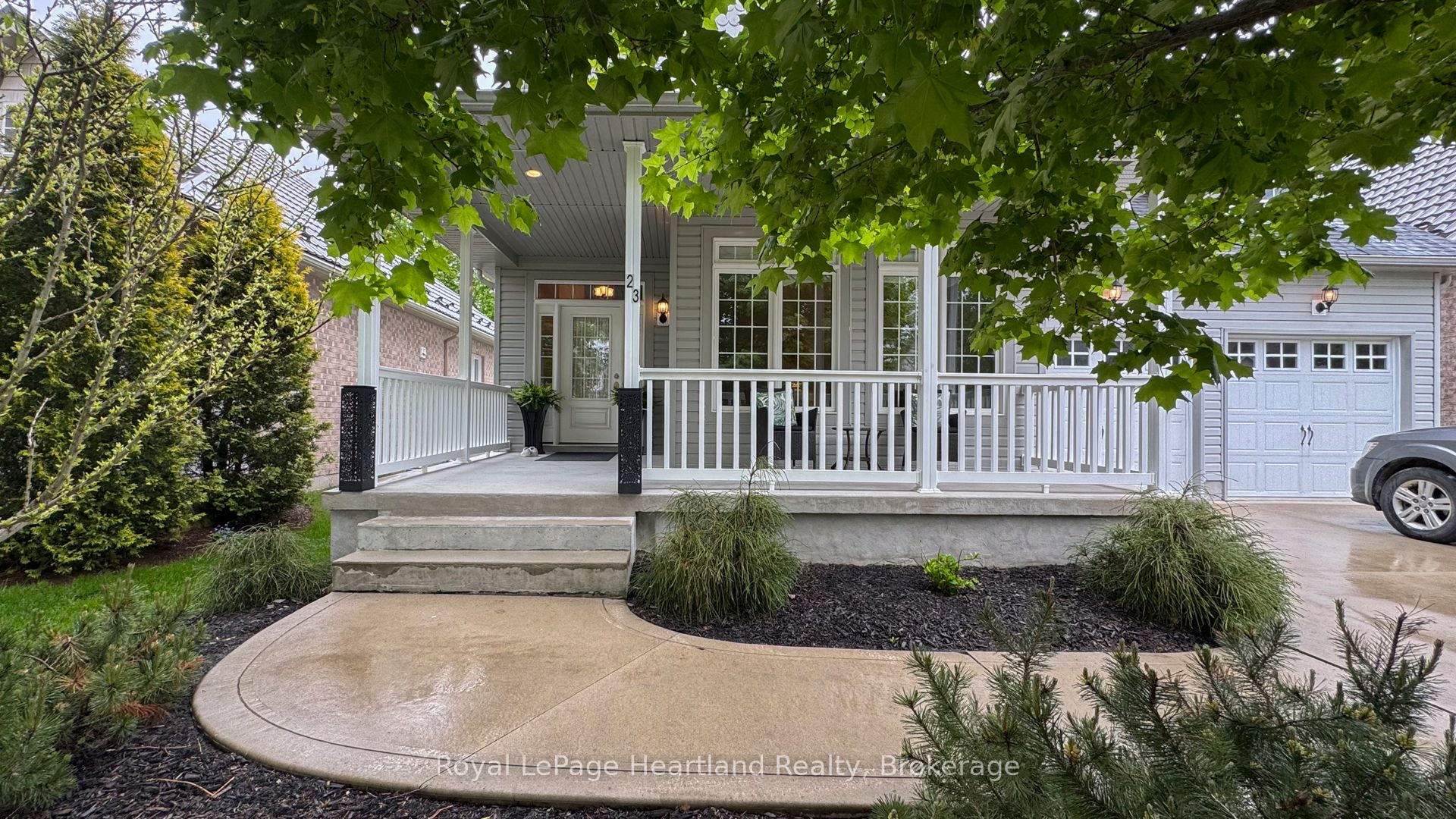 23 Stornoway Crescent, Huron East, ON N0K 1W0 photo 5