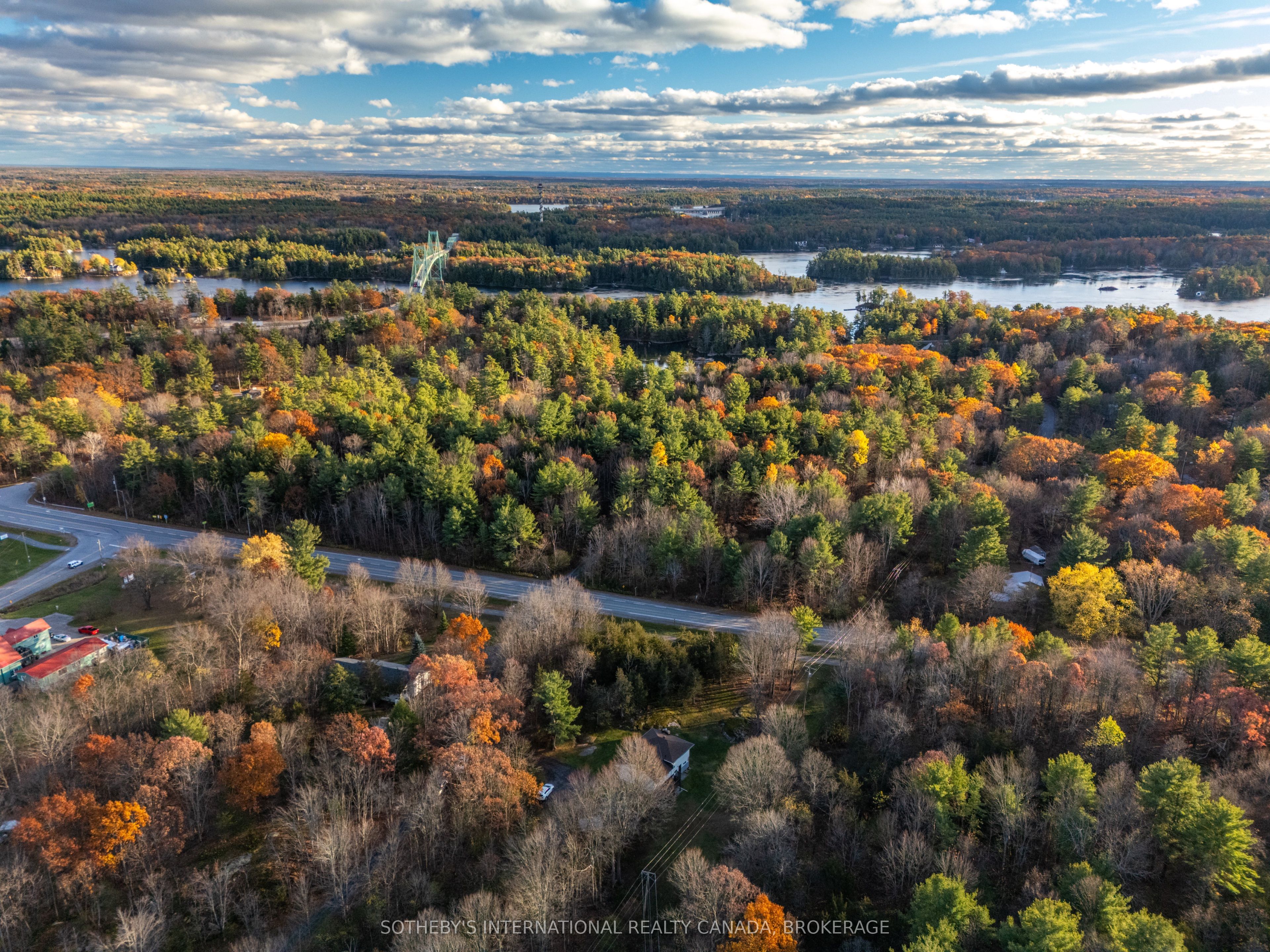 638 Thousand Islands Pky Parkway, Front of Leeds & Seeleys Bay, ON K0E 1L0 photo 3