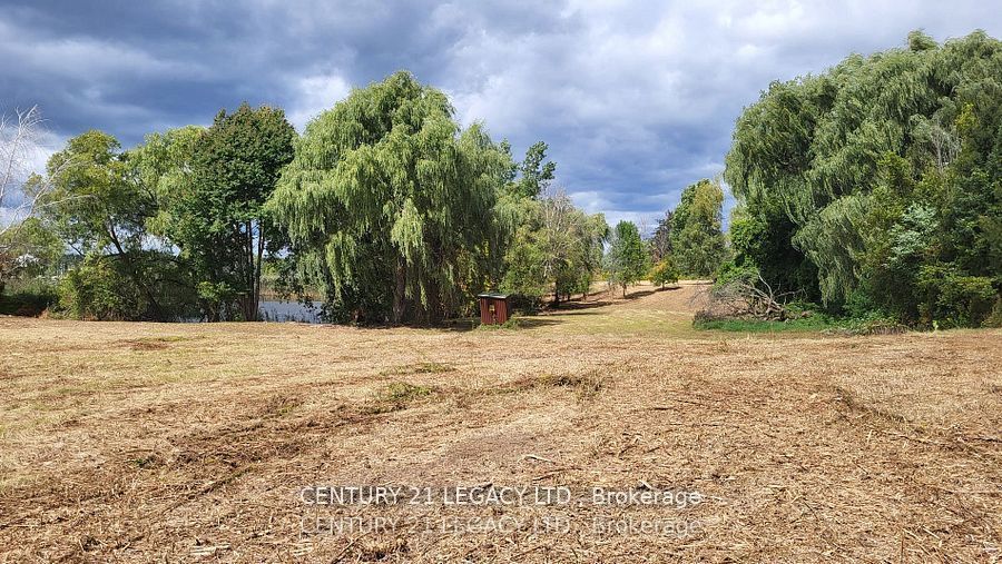 1278 Hwy 5 W, Hamilton, ON L9H 5E1 photo 3