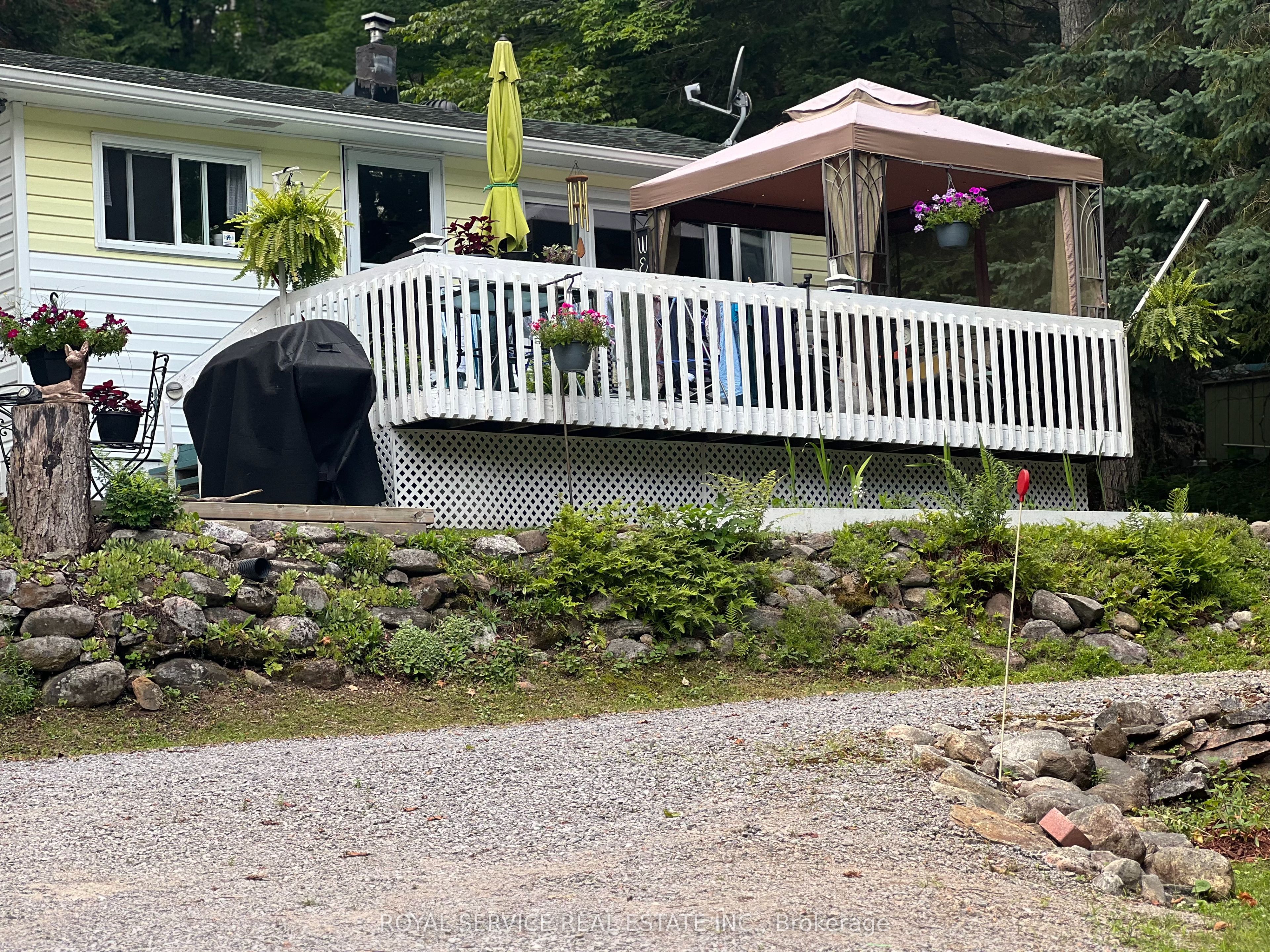 1039 Grace River Road, Highlands East, ON K0L 3C0 photo 2