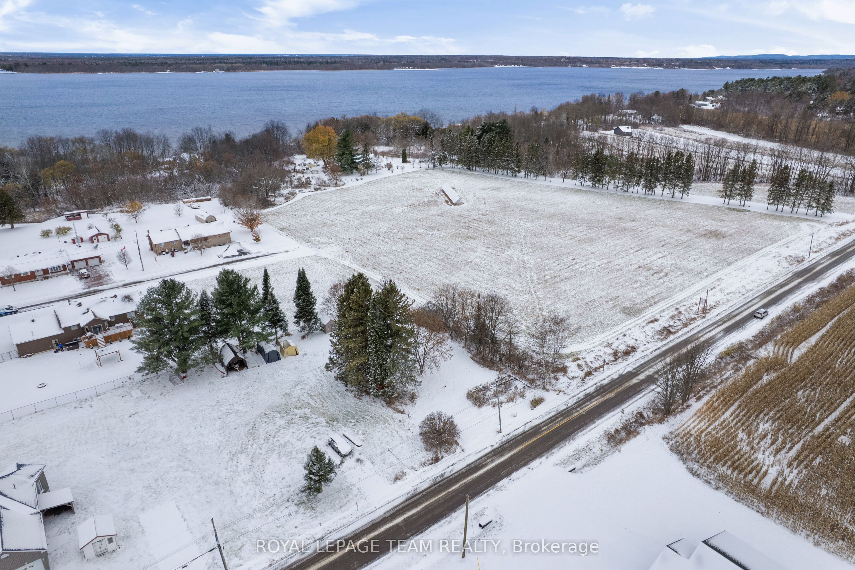 47 RAPID Road, Whitewater Region, ON K0J 2L0