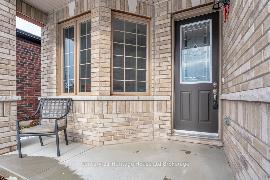 30 Seaton Crescent, Tillsonburg, ON N4G 0J8 photo 2